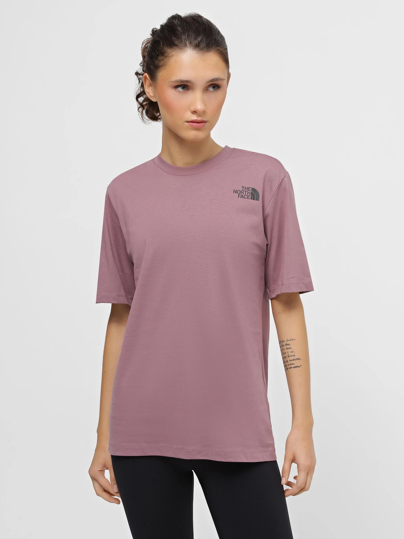Футболки и поло The North Face Relaxed Redbox модель NF0A4M5QI0V1 Футболки и поло The North Face Relaxed Redbox модель NF0A4M5QI0V1 Фото