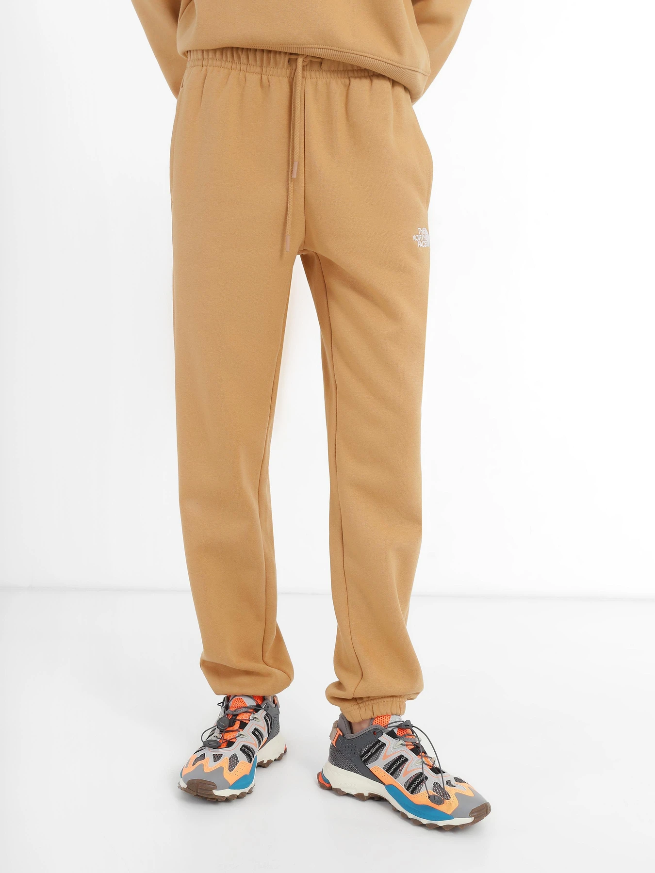 Брюки The North Face Essential модель NF0A7ZJFI0J1 Брюки The North Face Essential модель NF0A7ZJFI0J1 Фото