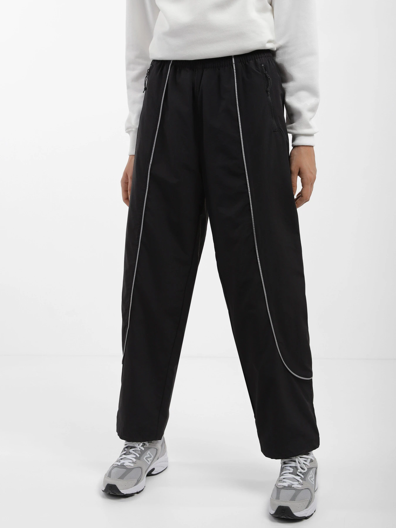 Брюки The North Face Tek Piping Wind модель NF0A84P7JK31 Брюки The North Face Tek Piping Wind модель NF0A84P7JK31 Фото