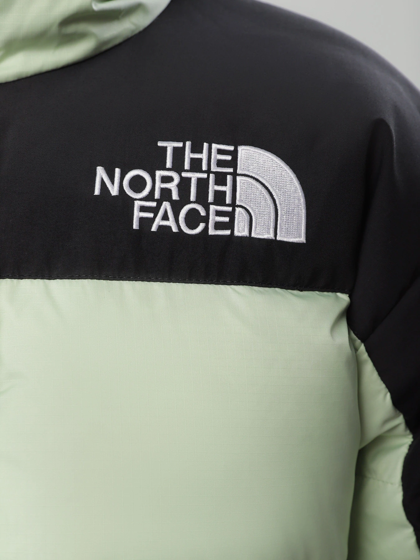 Куртки та дублянки The North Face Himalayan модель NF0A4R2WLGO1 Куртки та дублянки The North Face Himalayan модель NF0A4R2WLGO1 Фото