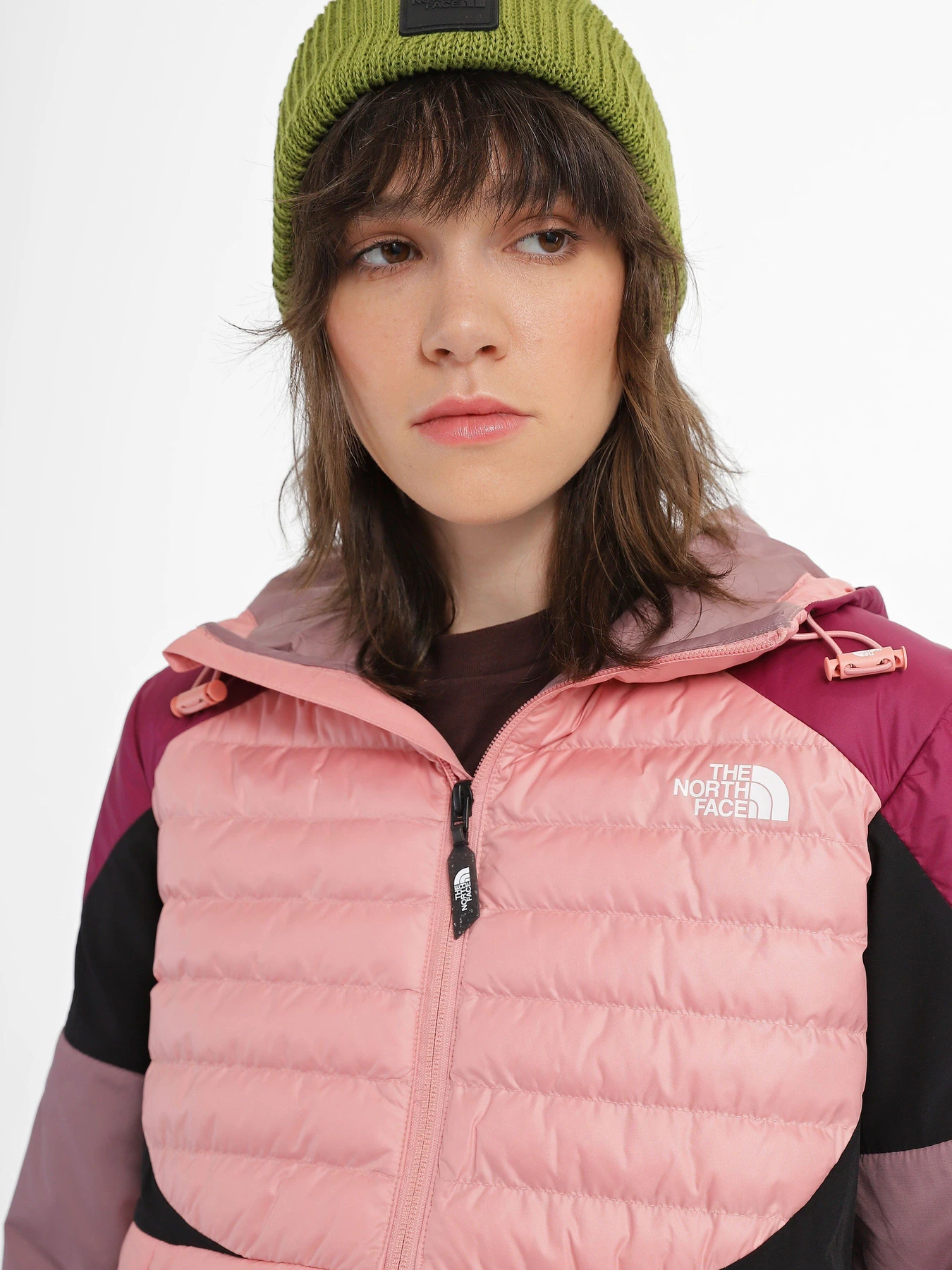 Куртки и дубленки The North Face Middle Cloud Insulated модель NF0A851UOVB1 Фото