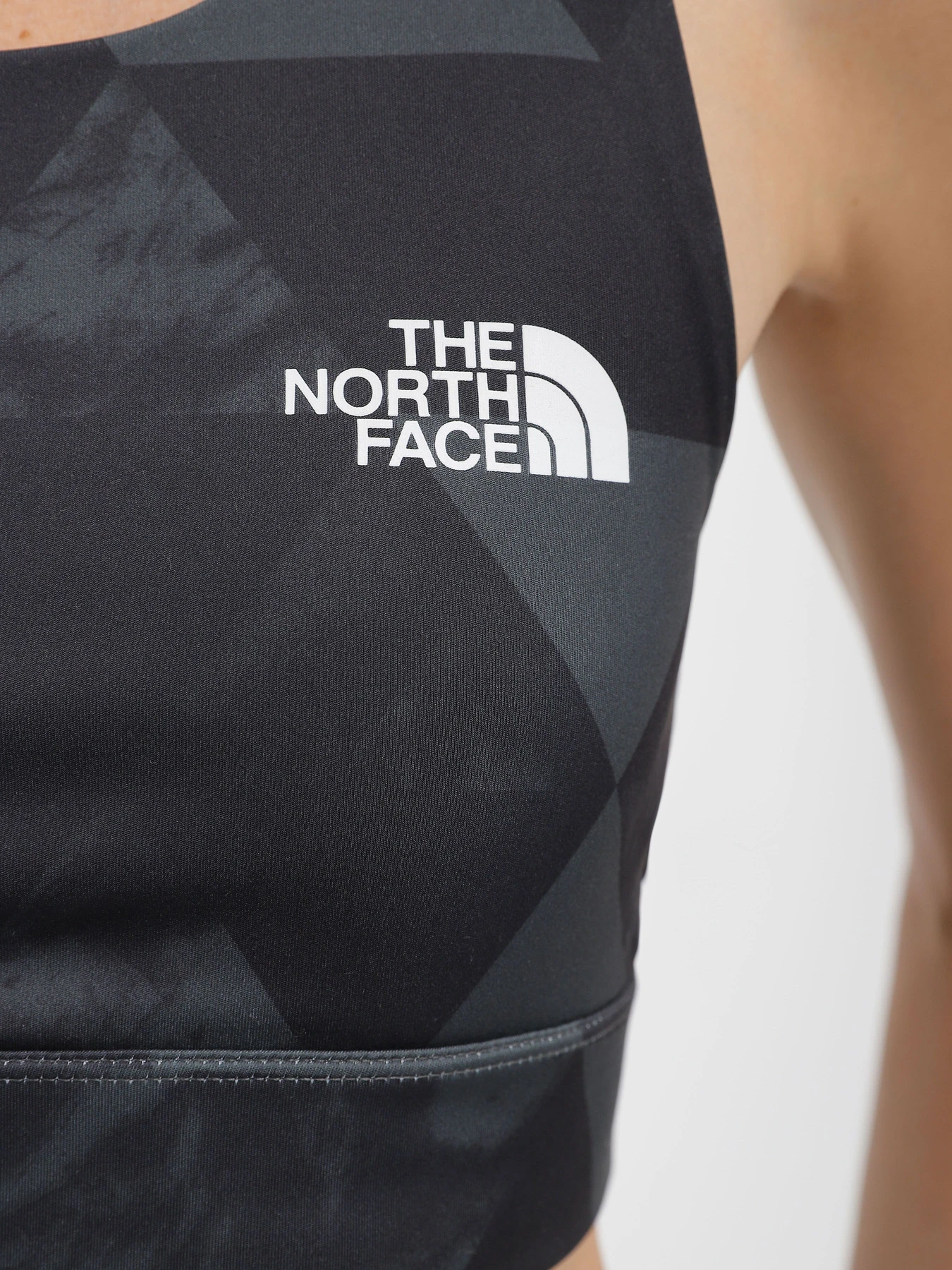 Футболки и поло The North Face MA Lab Seamless Bottom модель NF0A7ZADORD1 Футболки и поло The North Face MA Lab Seamless Bottom модель NF0A7ZADORD1 Фото
