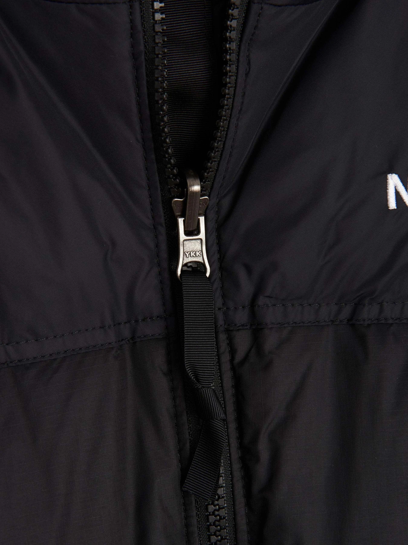 Куртки та дублянки The North Face 1996 Nuptse модель NF0A3C8DLE41 Куртки та дублянки The North Face 1996 Nuptse модель NF0A3C8DLE41 Фото