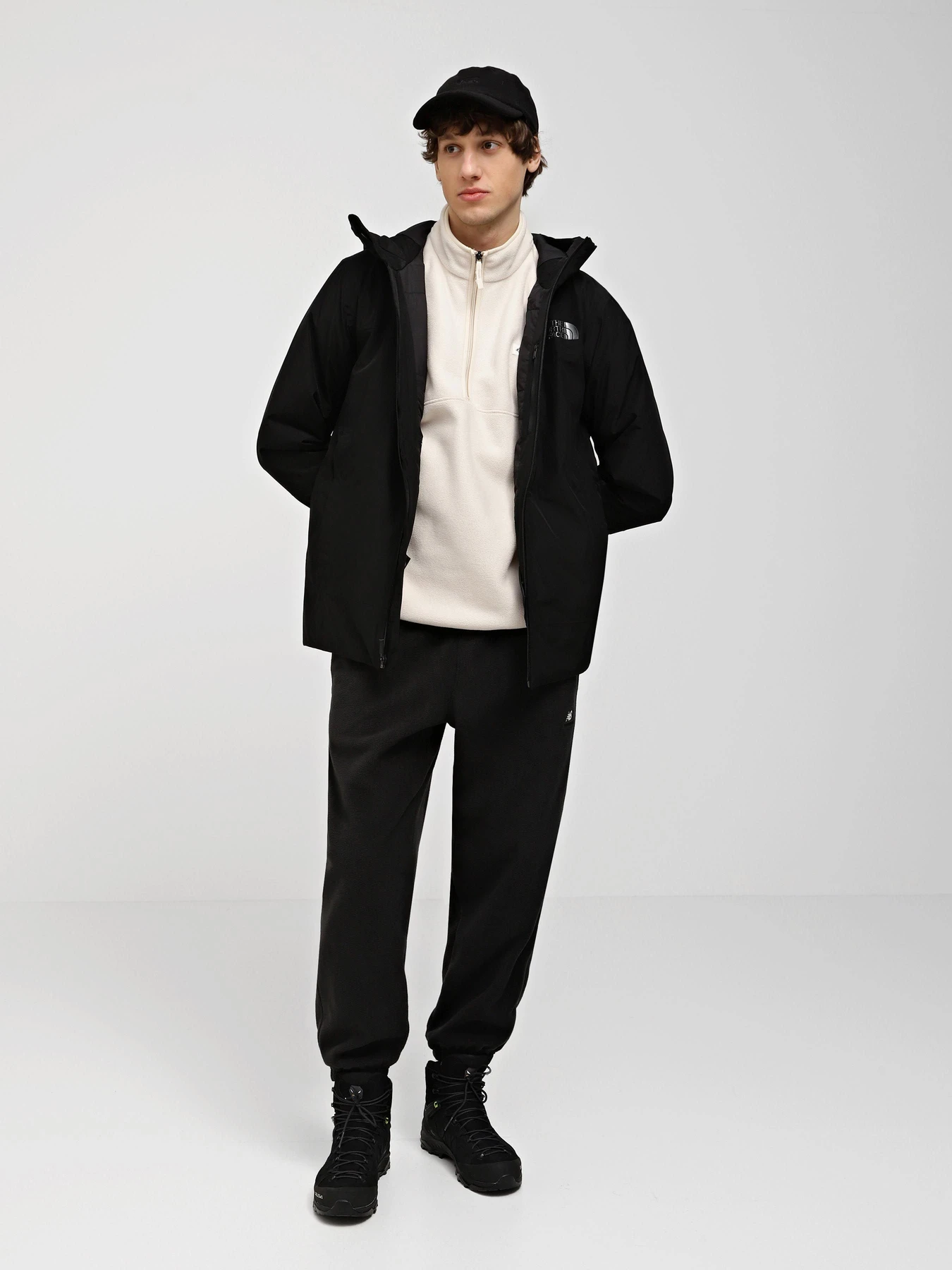 Куртки и дубленки The North Face Descendit модель NF0A4QWWJK31 Куртки и дубленки The North Face Descendit модель NF0A4QWWJK31 Фото