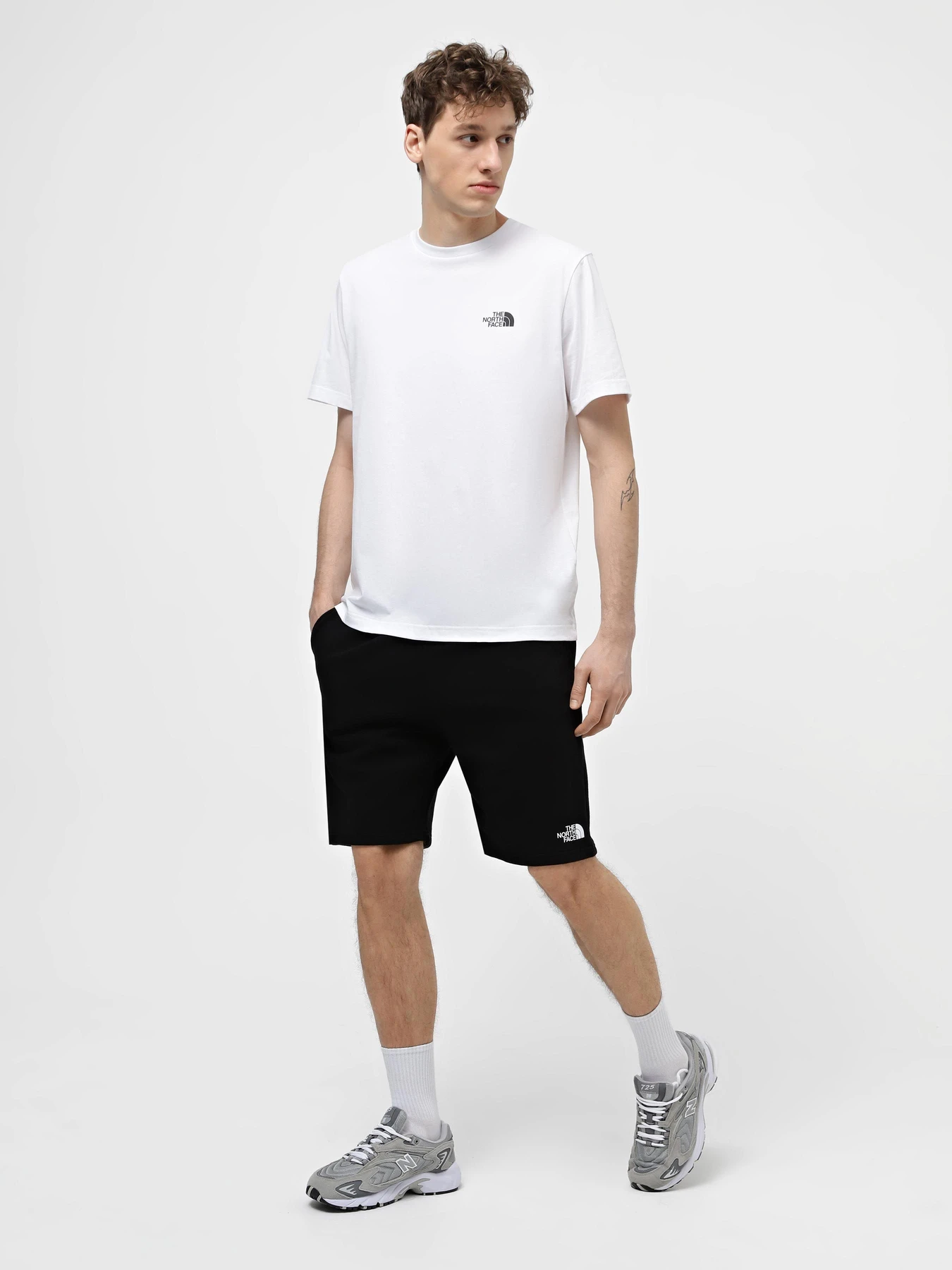 Шорты The North Face Zumu модель NF0A87DFJK31 Шорты The North Face Zumu модель NF0A87DFJK31 Фото