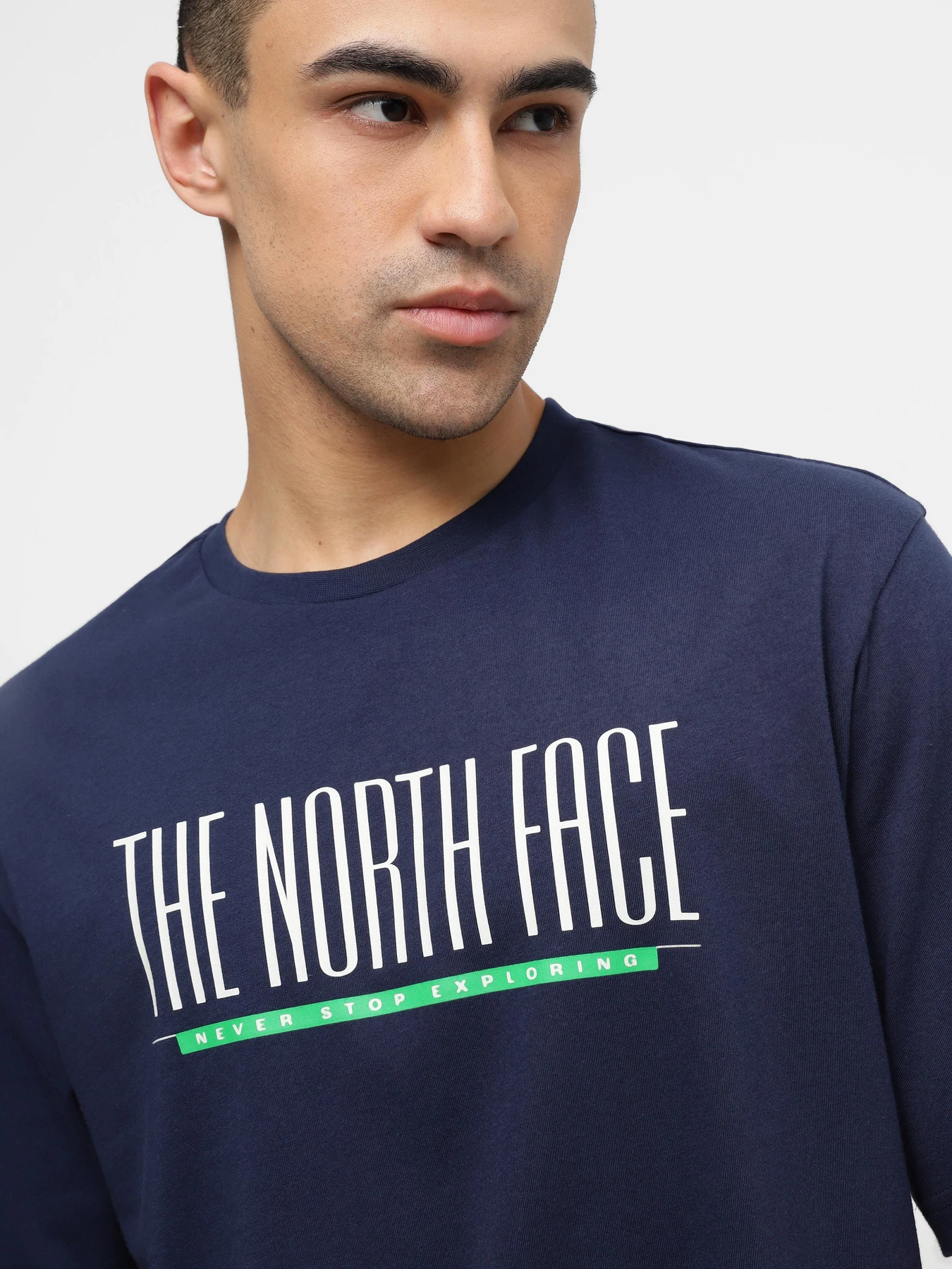 Футболки і поло The North Face M Tnf Est 1966 S/S Tee модель NF0A87E78K21 Футболки і поло The North Face M Tnf Est 1966 S/S Tee модель NF0A87E78K21 Фото