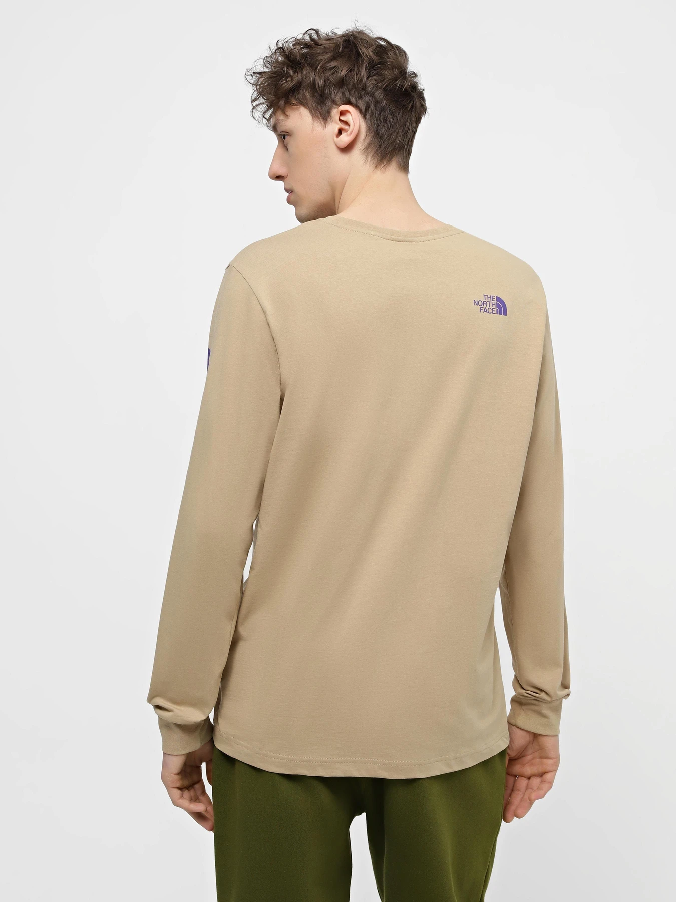 Худи и свитшоты The North Face M Mountain Play L/S Tee модель NF0A87EMLK51 Худи и свитшоты The North Face M Mountain Play L/S Tee модель NF0A87EMLK51 Фото