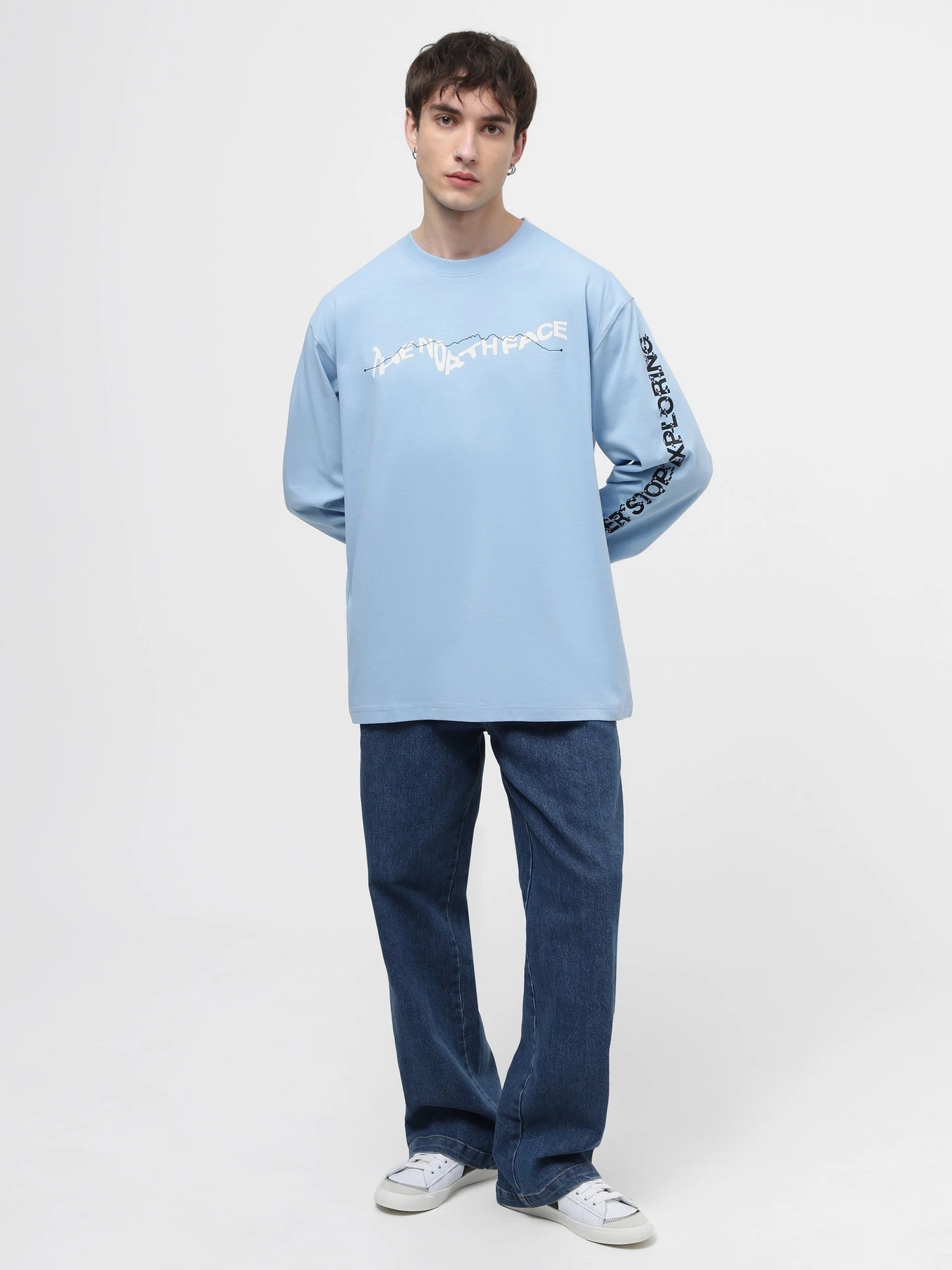 Худи и свитшоты The North Face U Nse Graphic L/S Tee модель NF0A87F5QEO1 Худи и свитшоты The North Face U Nse Graphic L/S Tee модель NF0A87F5QEO1 Фото