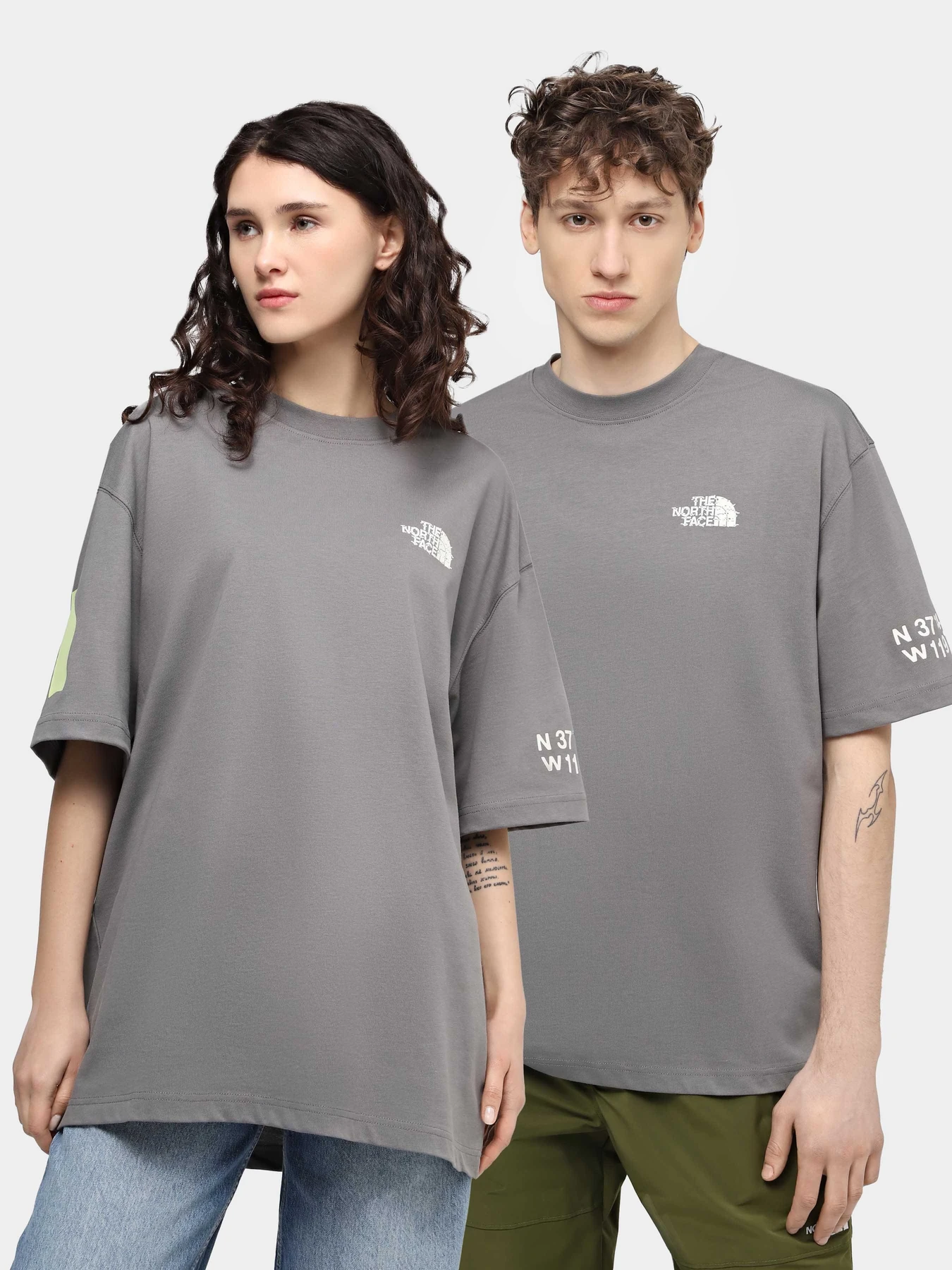 Футболки і поло The North Face U Nse Graphic S/S Tee модель NF0A87F60UZ1 Фото