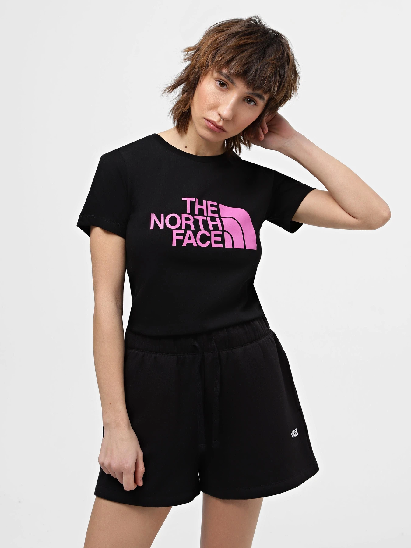 Футболки и поло The North Face W S/S Easy Tee модель NF0A87N6YES1 Футболки и поло The North Face W S/S Easy Tee модель NF0A87N6YES1 Фото