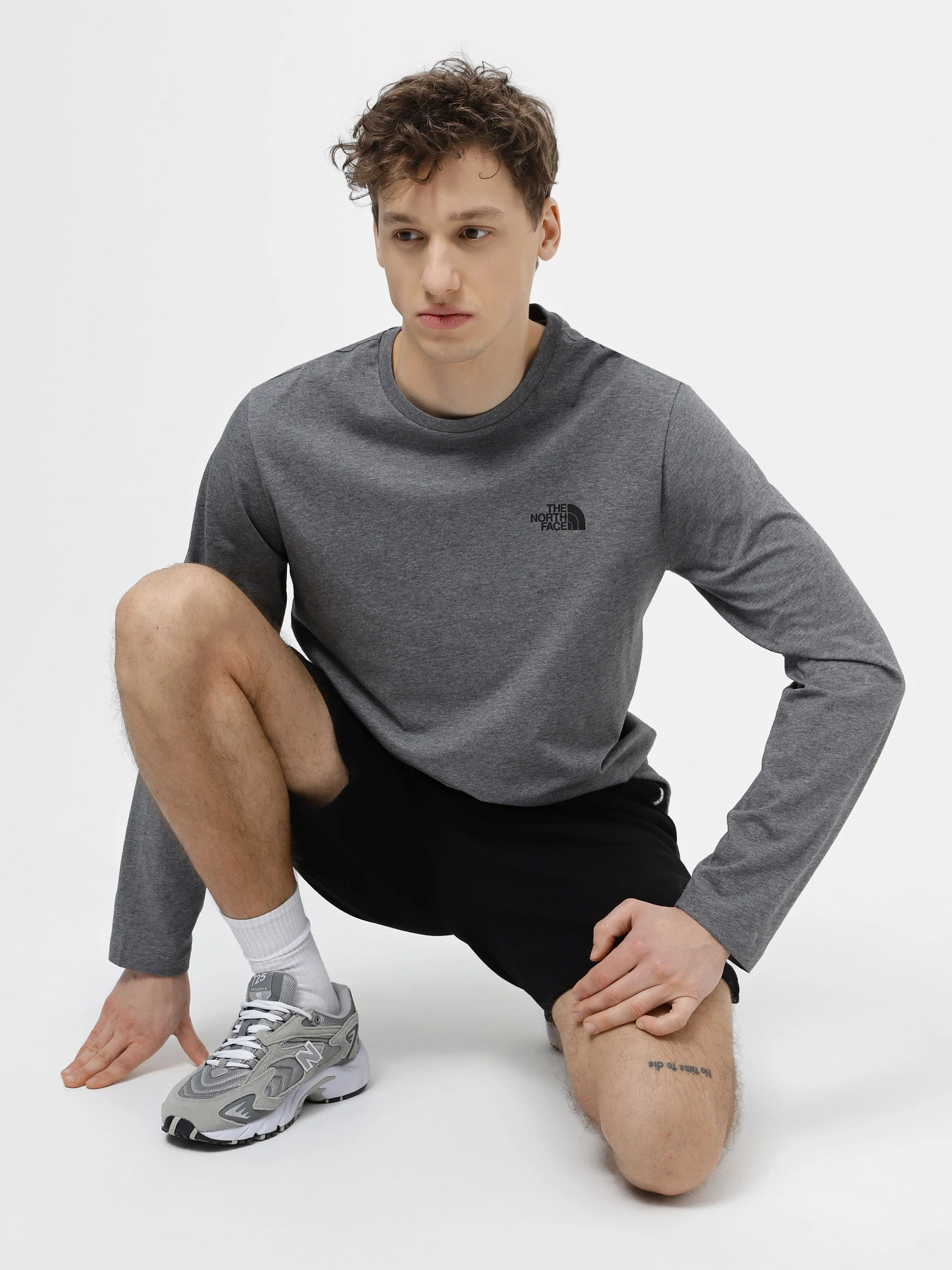 Худи и свитшоты The North Face Simple Dome модель NF0A87QNDYY1 Худи и свитшоты The North Face Simple Dome модель NF0A87QNDYY1 Фото