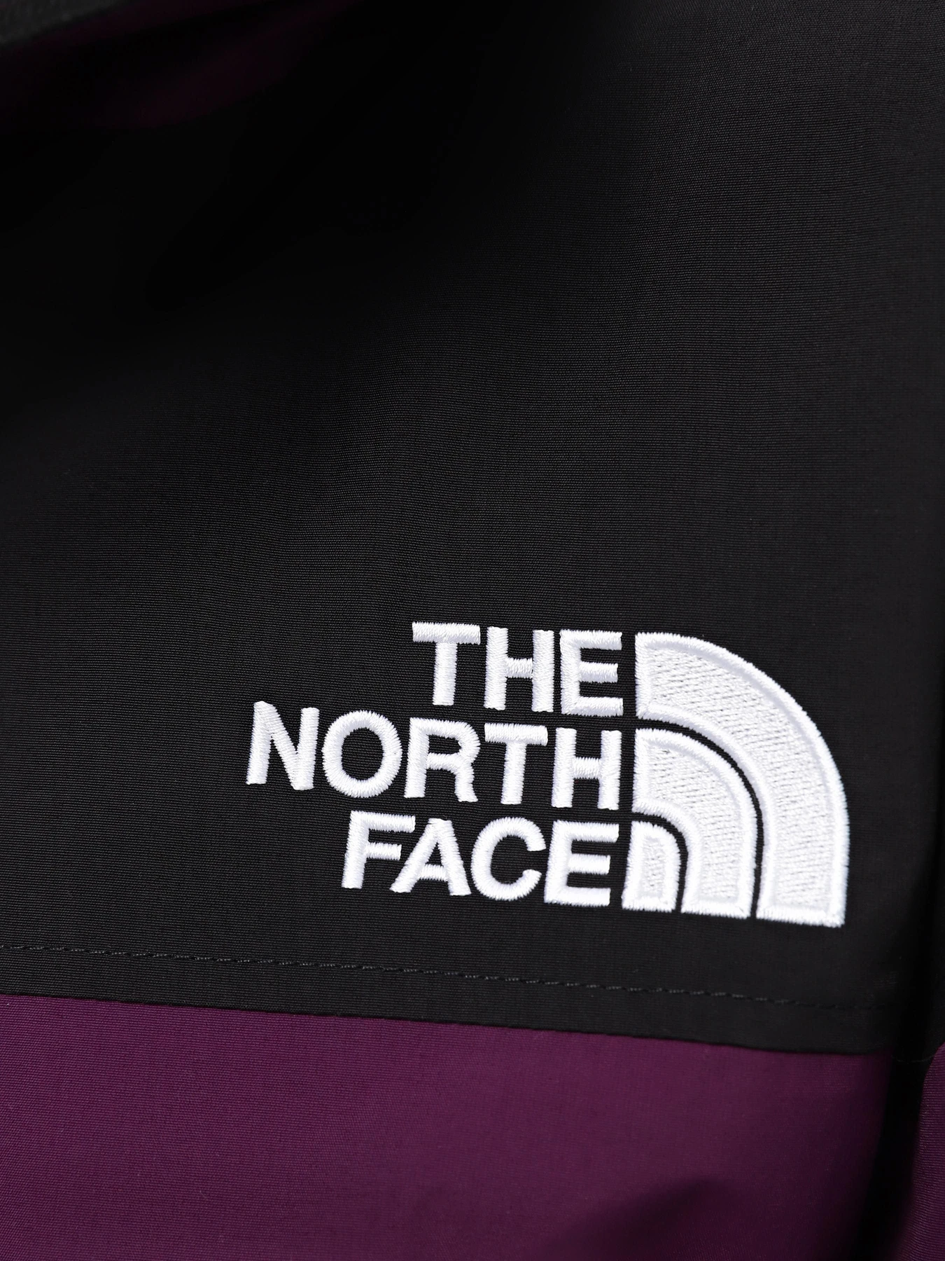 Куртки и дубленки The North Face Reign On Jacket модель NF0A3XDC6NR1 Куртки и дубленки The North Face Reign On Jacket модель NF0A3XDC6NR1 Фото