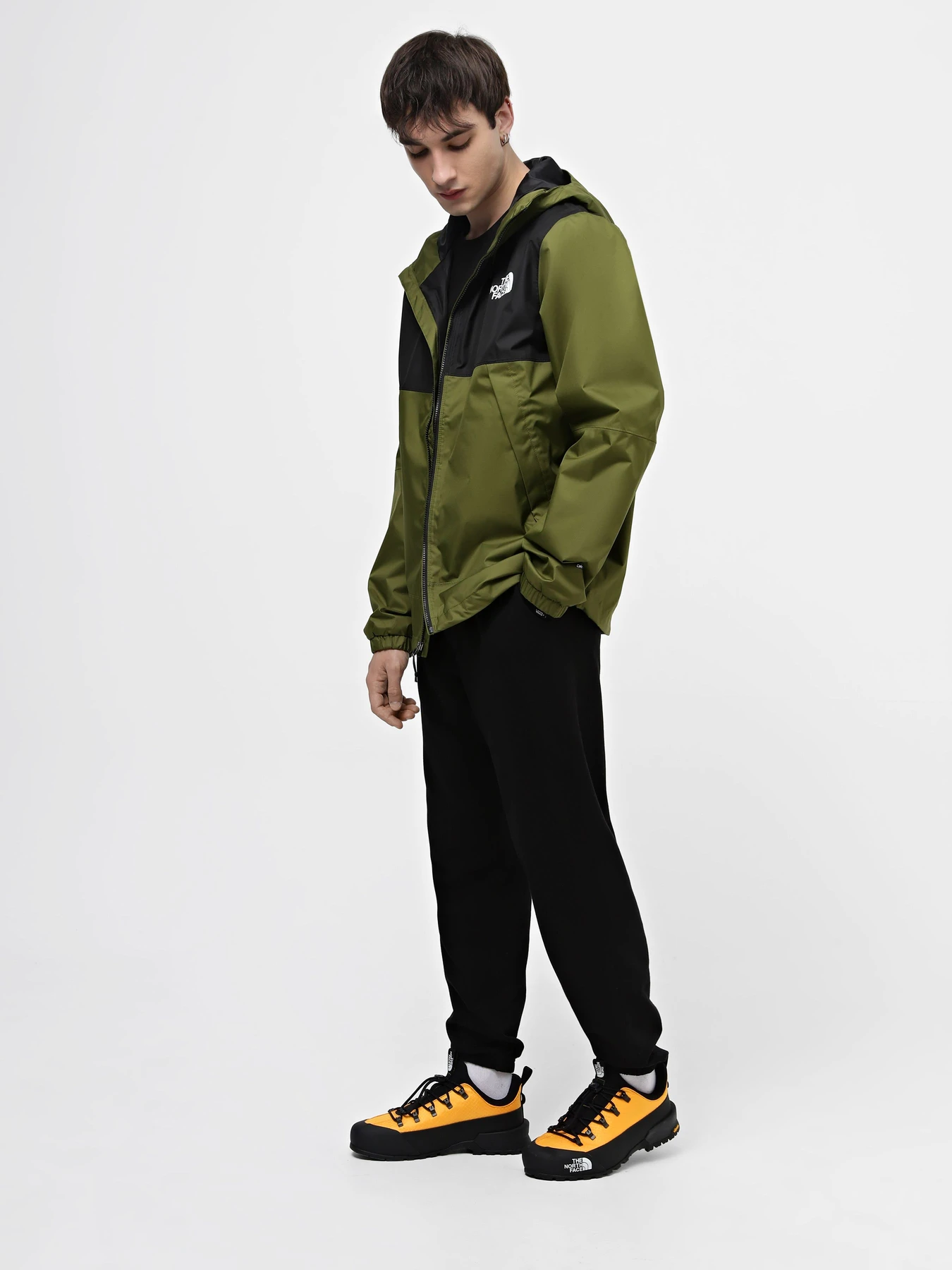 Куртки та дублянки The North Face Mountain Q Jacket модель NF0A5IG2PIB1 Куртки та дублянки The North Face Mountain Q Jacket модель NF0A5IG2PIB1 Фото