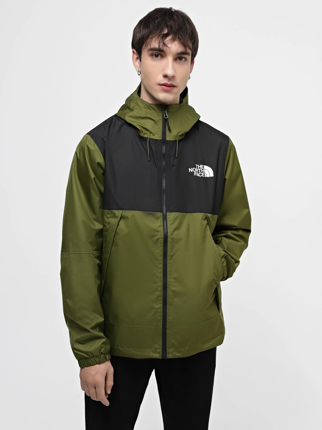Куртки та дублянки The North Face Mountain Q Jacket модель NF0A5IG2PIB1 Куртки та дублянки The North Face Mountain Q Jacket модель NF0A5IG2PIB1 Фото
