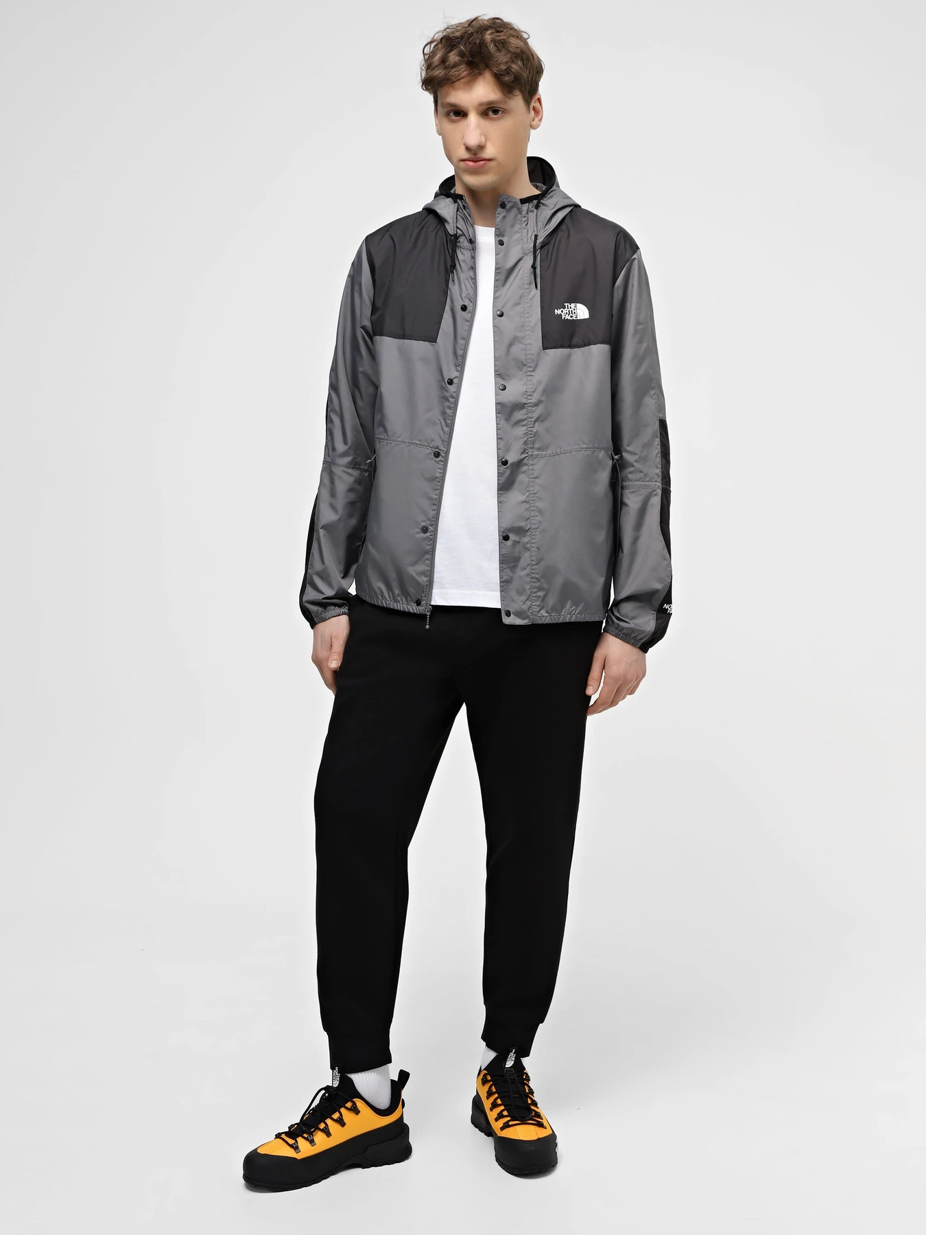 Куртки и дубленки The North Face Mountain Jacket модель NF0A5IG30UZ1 Куртки и дубленки The North Face Mountain Jacket модель NF0A5IG30UZ1 Фото