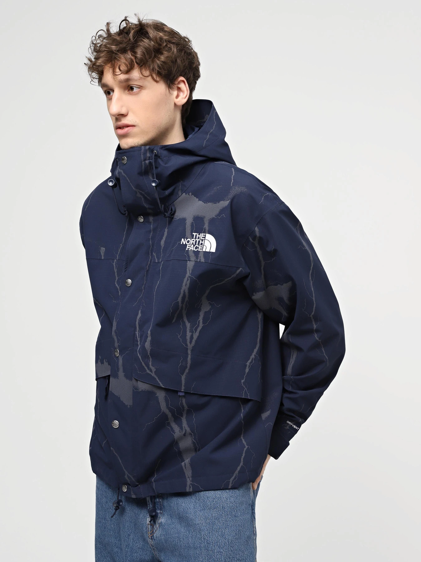 Куртки та дублянки The North Face M 86 Novelty Mountain Jacket модель NF0A86ZRSZI1 Куртки та дублянки The North Face M 86 Novelty Mountain Jacket модель NF0A86ZRSZI1 Фото