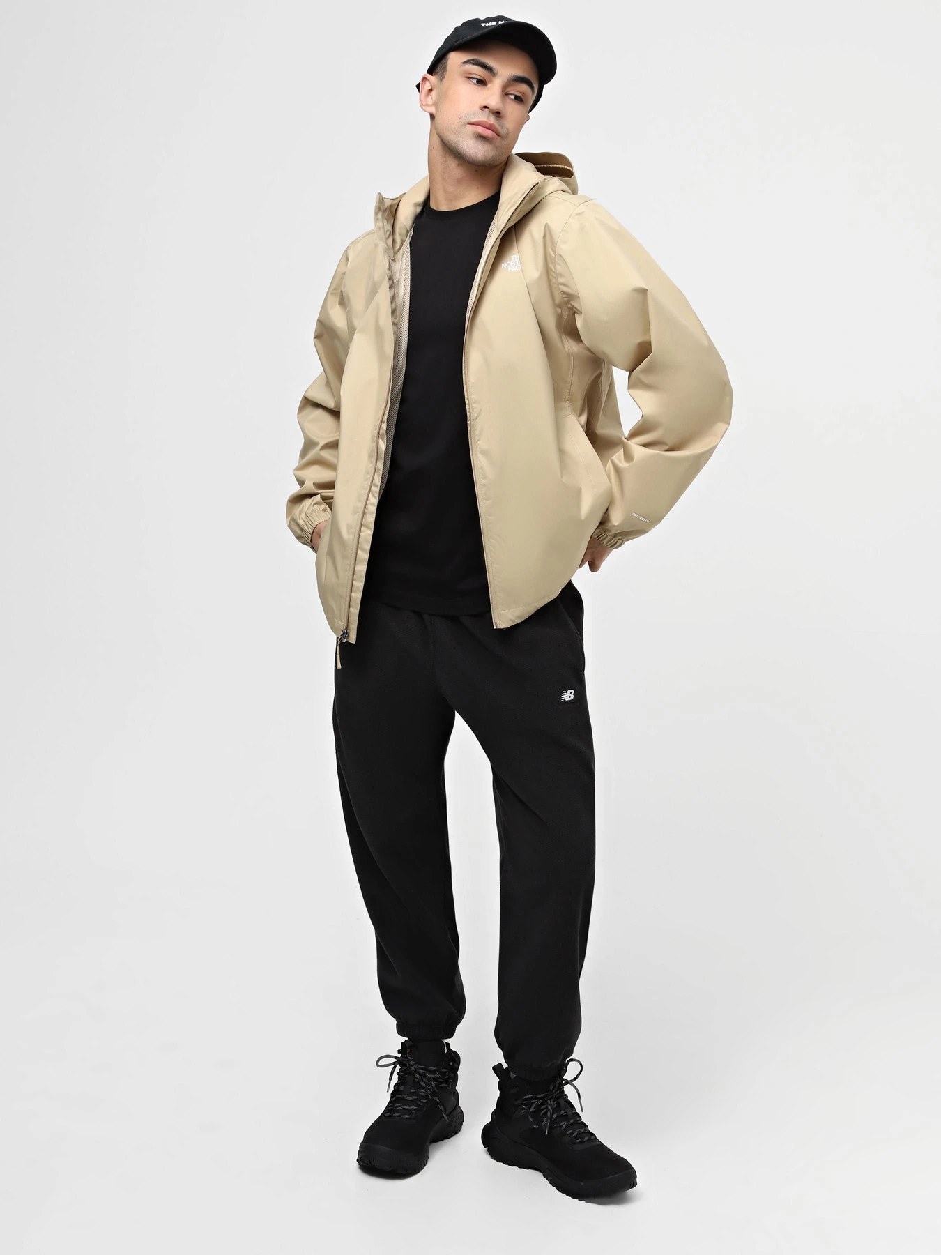 Куртки и дубленки The North Face Quest модель NF00A8AZLK51 Куртки и дубленки The North Face Quest модель NF00A8AZLK51 Фото