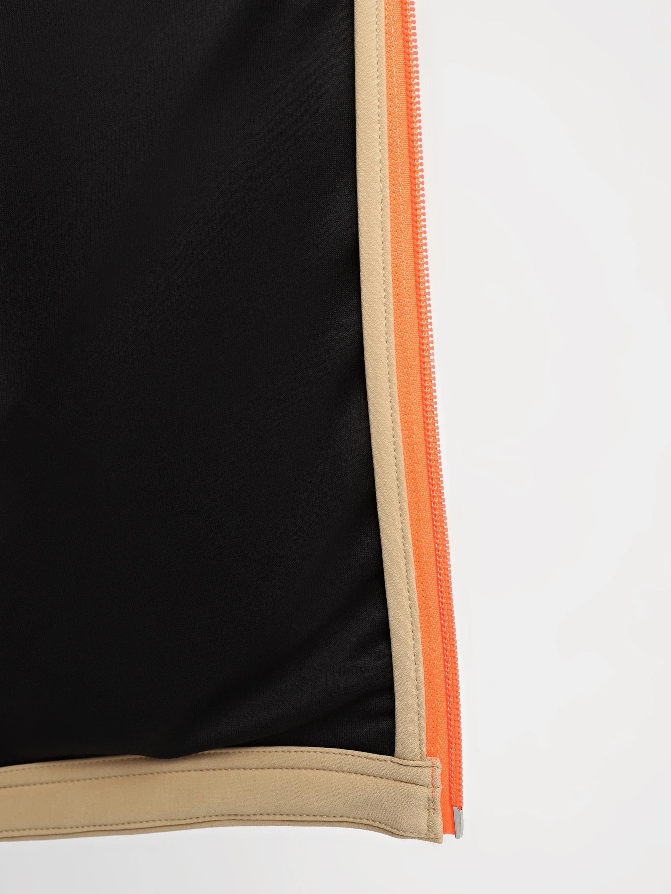 Куртки та дублянки The North Face M Ao Softshell Hoodie модель NF0A7ZF5IML1 Фото