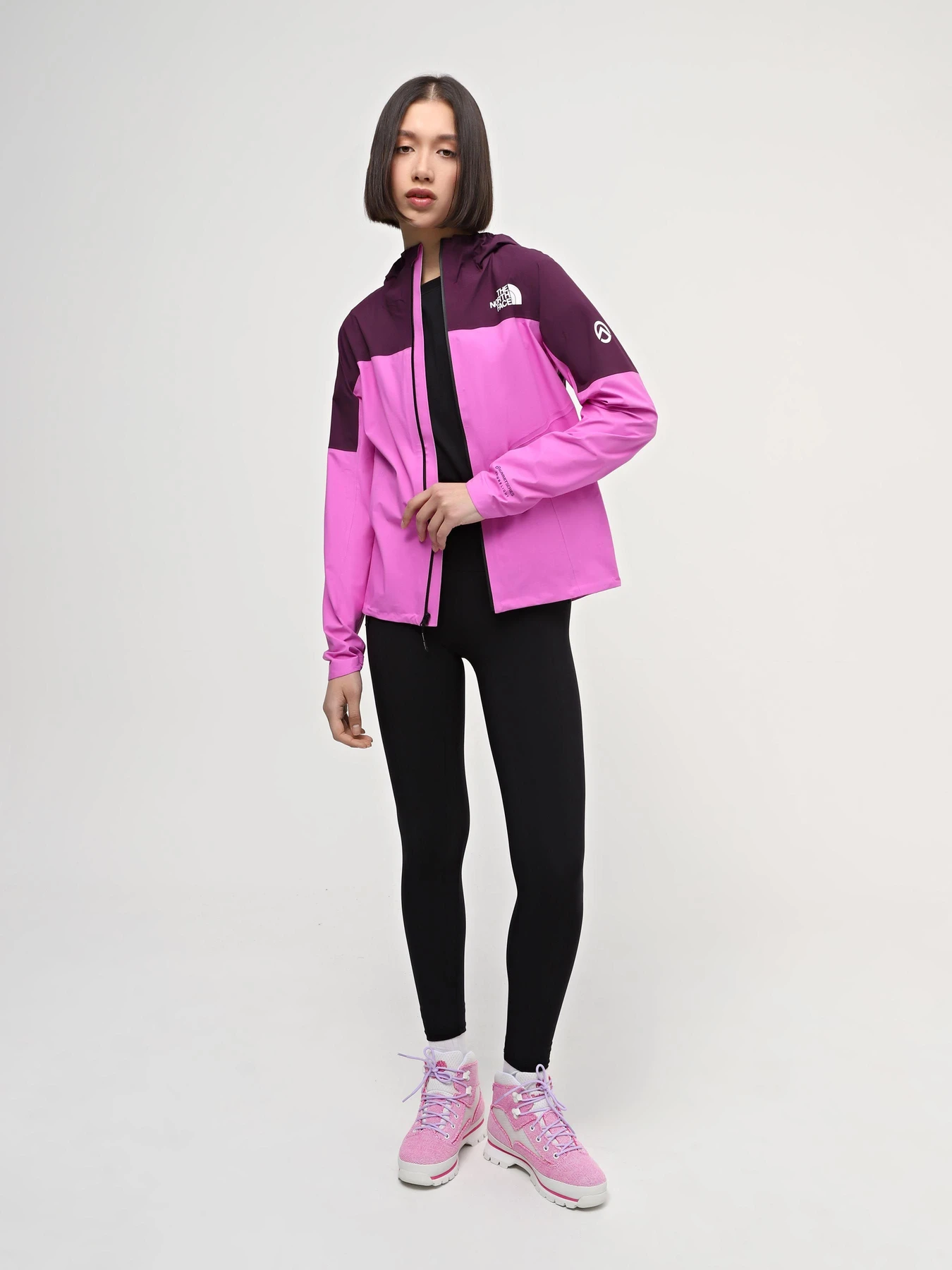 Куртки и дубленки The North Face Summit Series Superior Futurelight™ модель NF0A7ZTXRLO1 Куртки и дубленки The North Face Summit Series Superior Futurelight™ модель NF0A7ZTXRLO1 Фото