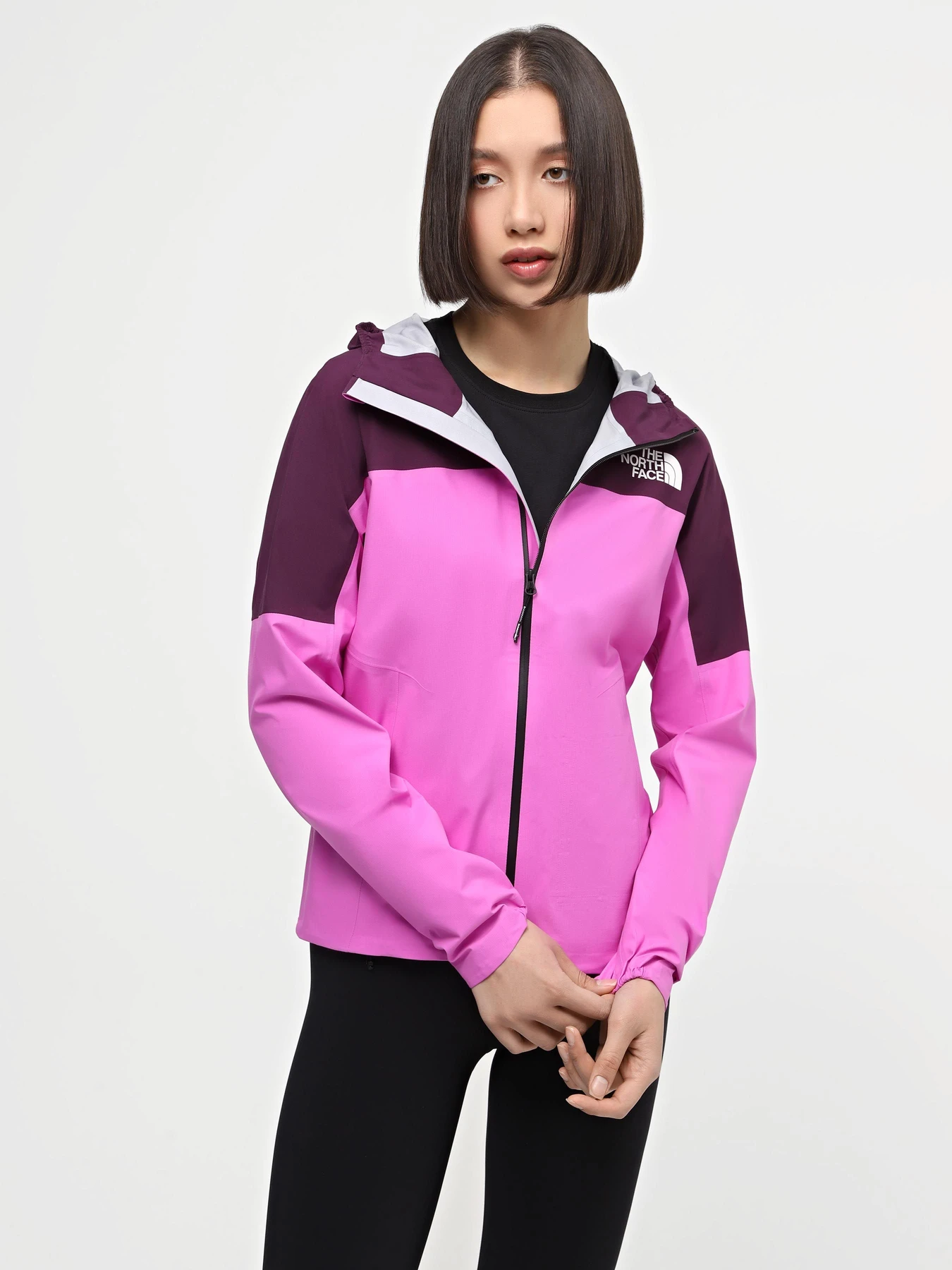 Куртки и дубленки The North Face Summit Series Superior Futurelight™ модель NF0A7ZTXRLO1 Куртки и дубленки The North Face Summit Series Superior Futurelight™ модель NF0A7ZTXRLO1 Фото