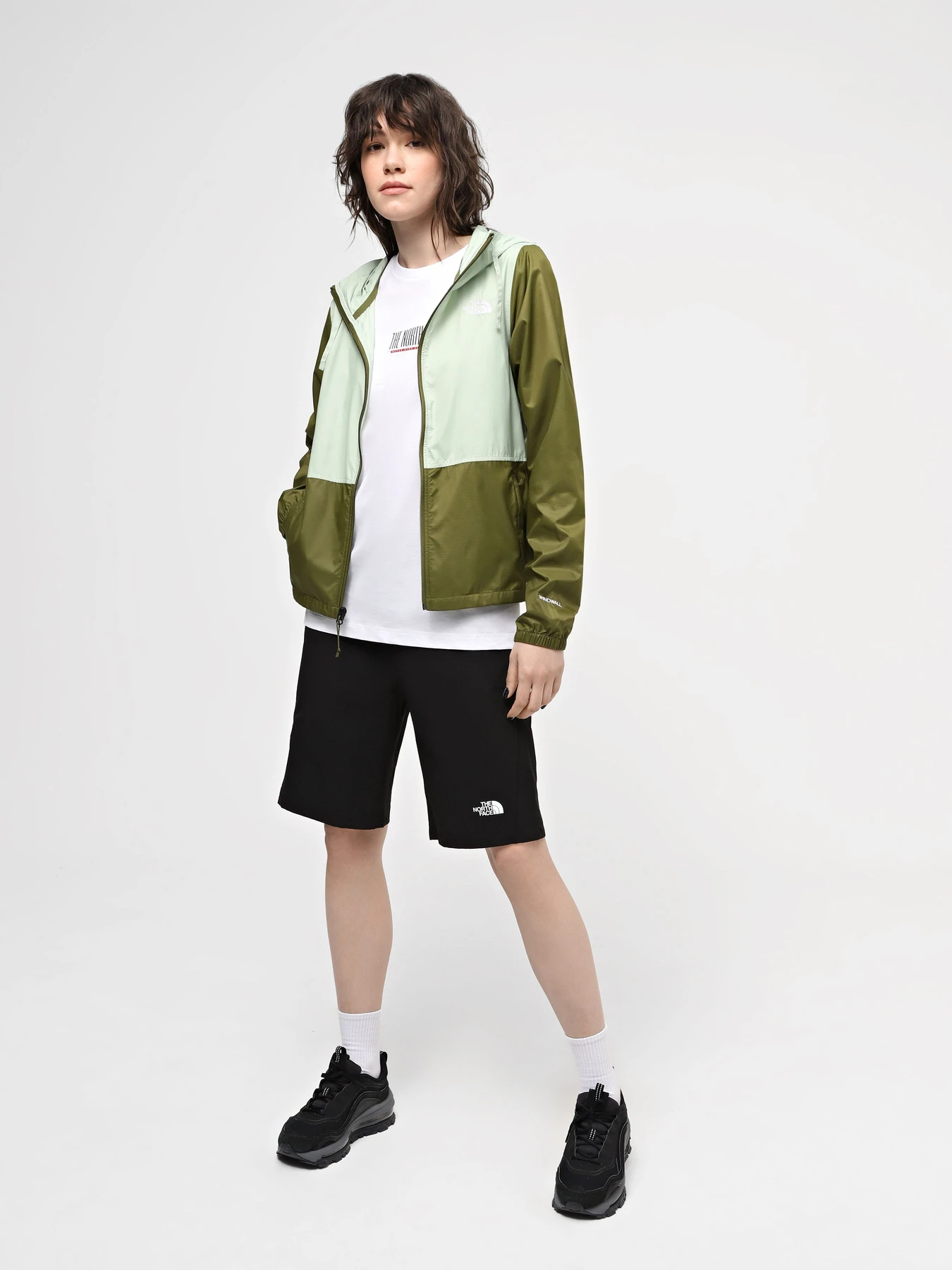 Куртки и дубленки The North Face W Cyclone Jacket 3 модель NF0A82R7TIO1 Куртки и дубленки The North Face W Cyclone Jacket 3 модель NF0A82R7TIO1 Фото