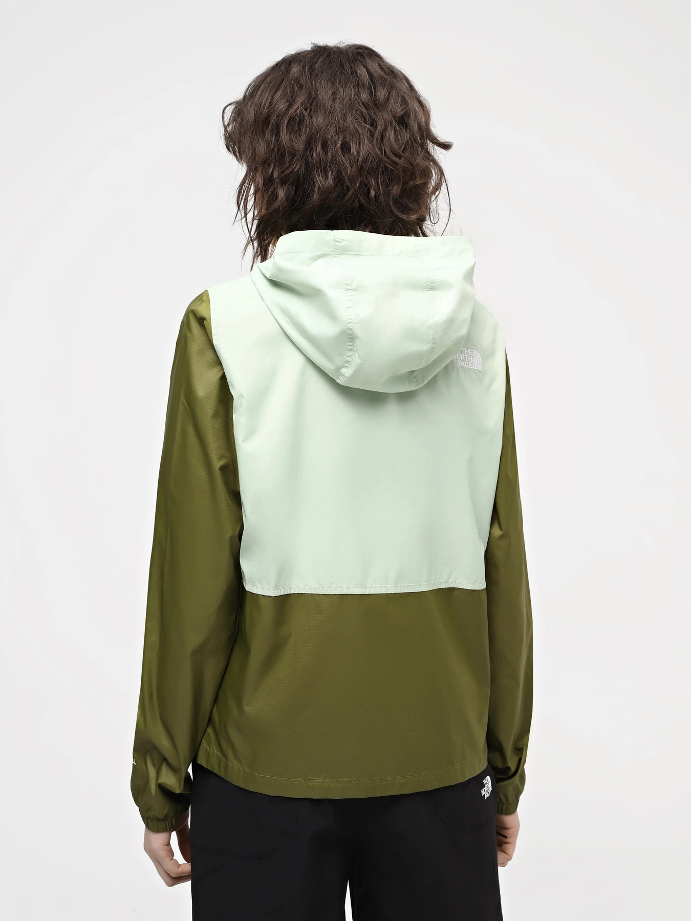 Куртки и дубленки The North Face W Cyclone Jacket 3 модель NF0A82R7TIO1 Куртки и дубленки The North Face W Cyclone Jacket 3 модель NF0A82R7TIO1 Фото