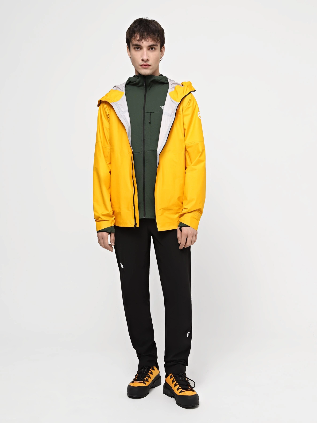 Куртки и дубленки The North Face M Summit Papsura Futurelight Jacket модель NF0A84PR56P1 Куртки и дубленки The North Face M Summit Papsura Futurelight Jacket модель NF0A84PR56P1 Фото