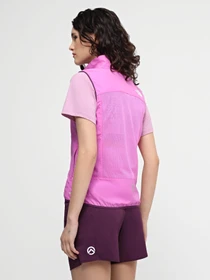 Куртки и дубленки The North Face W Higher Run Wind Vest модель NF0A871ZQIX1 Фото