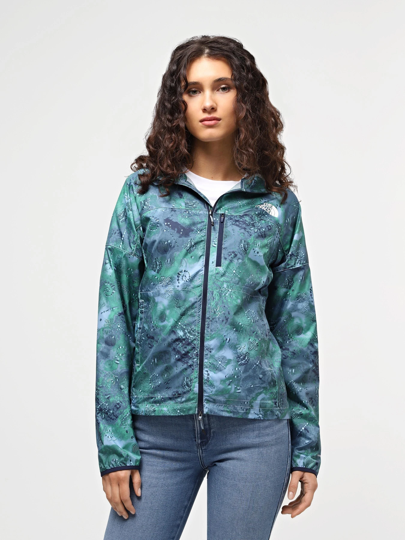 Куртки и дубленки The North Face W Higher Run Wind Jacket модель NF0A8720SIJ1 Куртки и дубленки The North Face W Higher Run Wind Jacket модель NF0A8720SIJ1 Фото