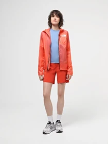 Куртки и дубленки The North Face W Windstream Shell модель NF0A87HFGTH1 Фото