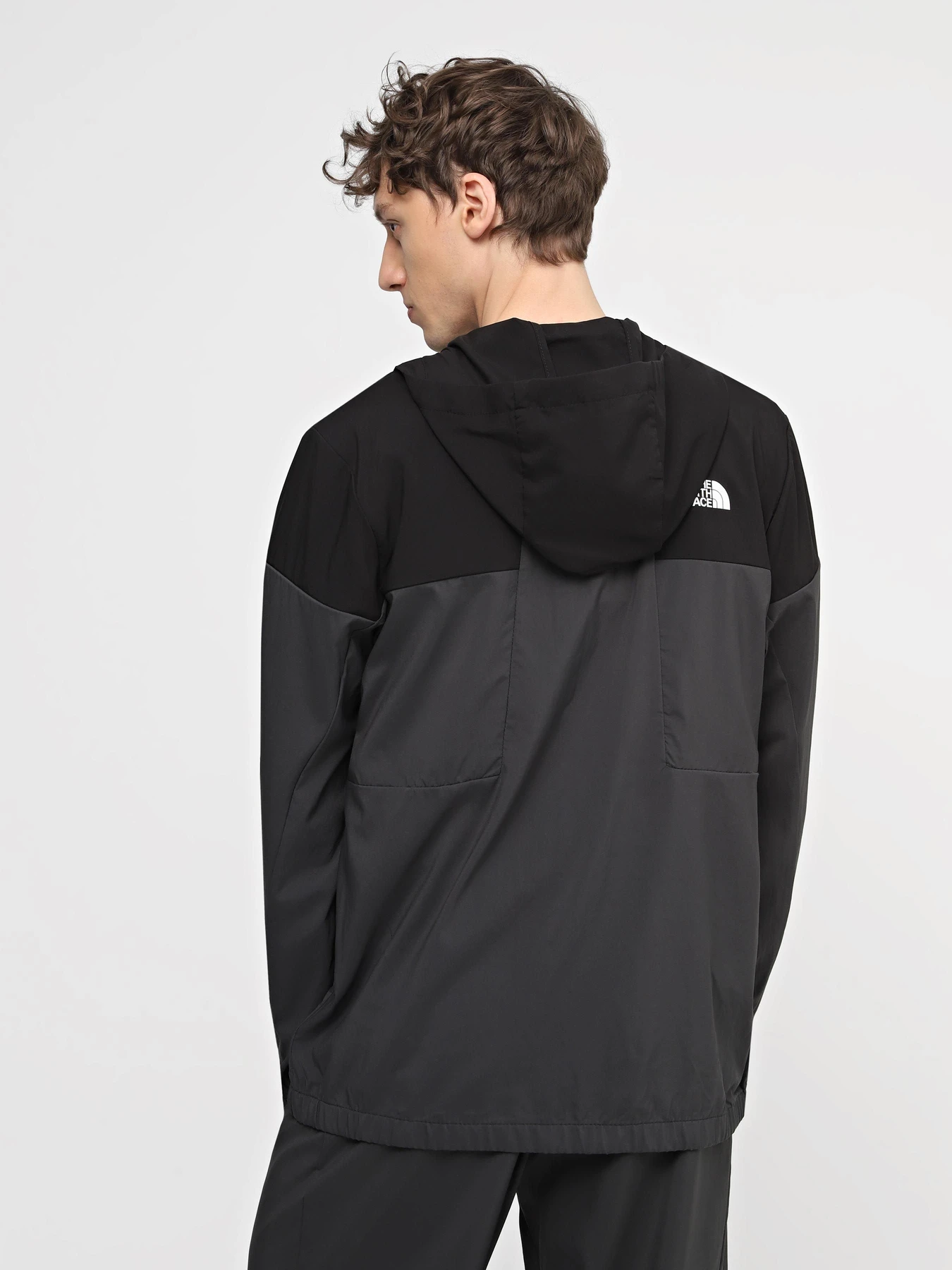 Куртки и дубленки The North Face M Ma Wind Track Hoodie модель NF0A87J2MN81 Куртки и дубленки The North Face M Ma Wind Track Hoodie модель NF0A87J2MN81 Фото