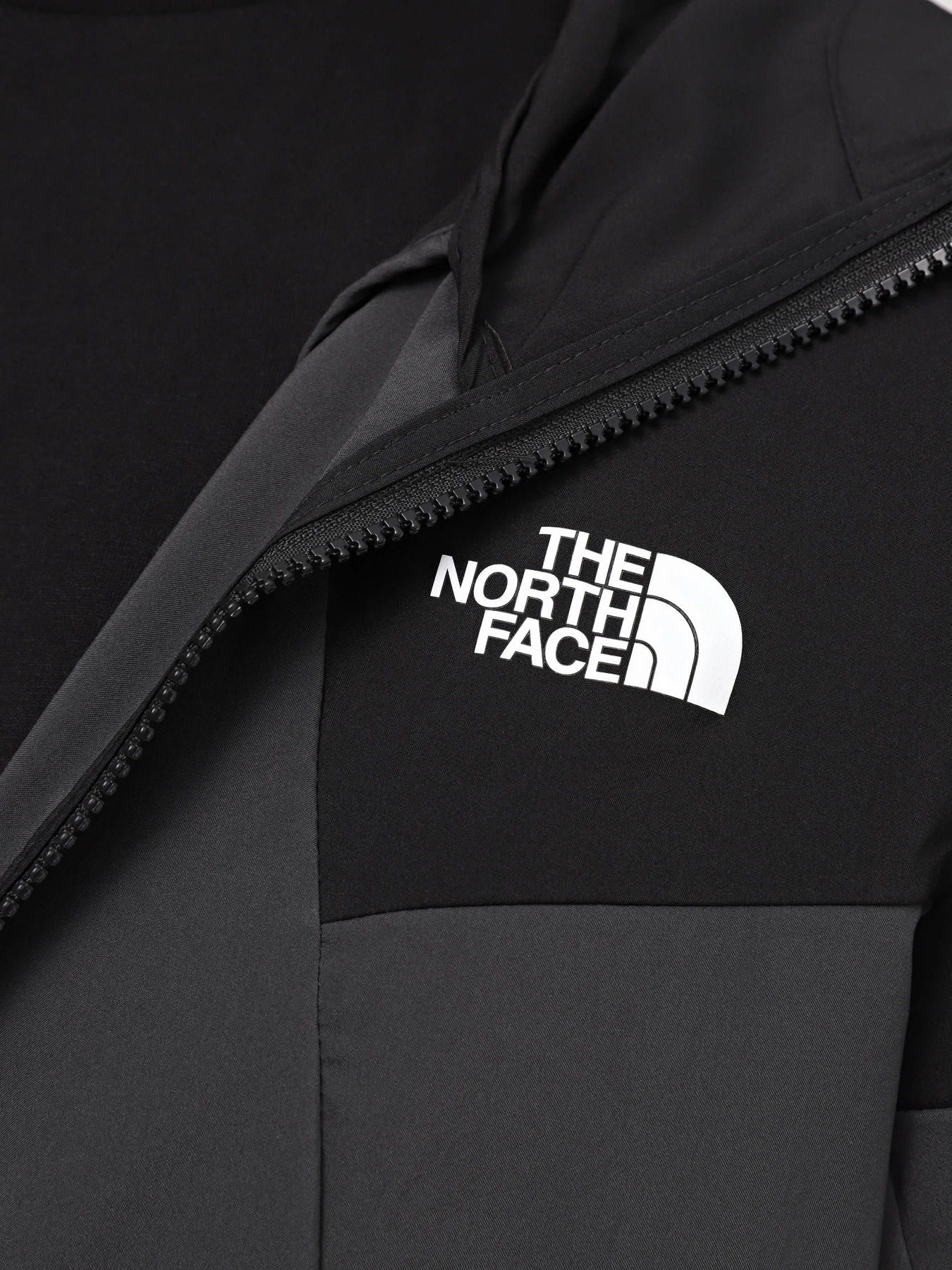 Куртки и дубленки The North Face M Ma Wind Track Hoodie модель NF0A87J2MN81 Куртки и дубленки The North Face M Ma Wind Track Hoodie модель NF0A87J2MN81 Фото