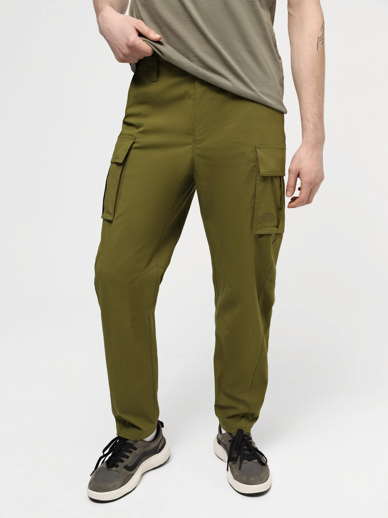 Брюки The North Face M Anticline Cargo Pant модель NF0A826JPIB1 Брюки The North Face M Anticline Cargo Pant модель NF0A826JPIB1 Фото