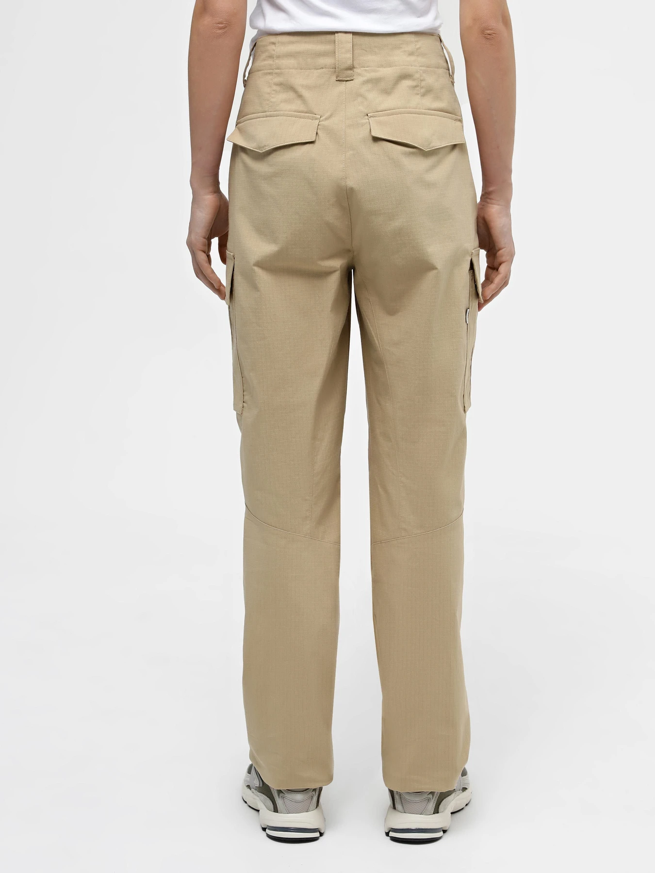 Брюки The North Face W Cargo Pant модель NF0A82GGLK51 Брюки The North Face W Cargo Pant модель NF0A82GGLK51 Фото