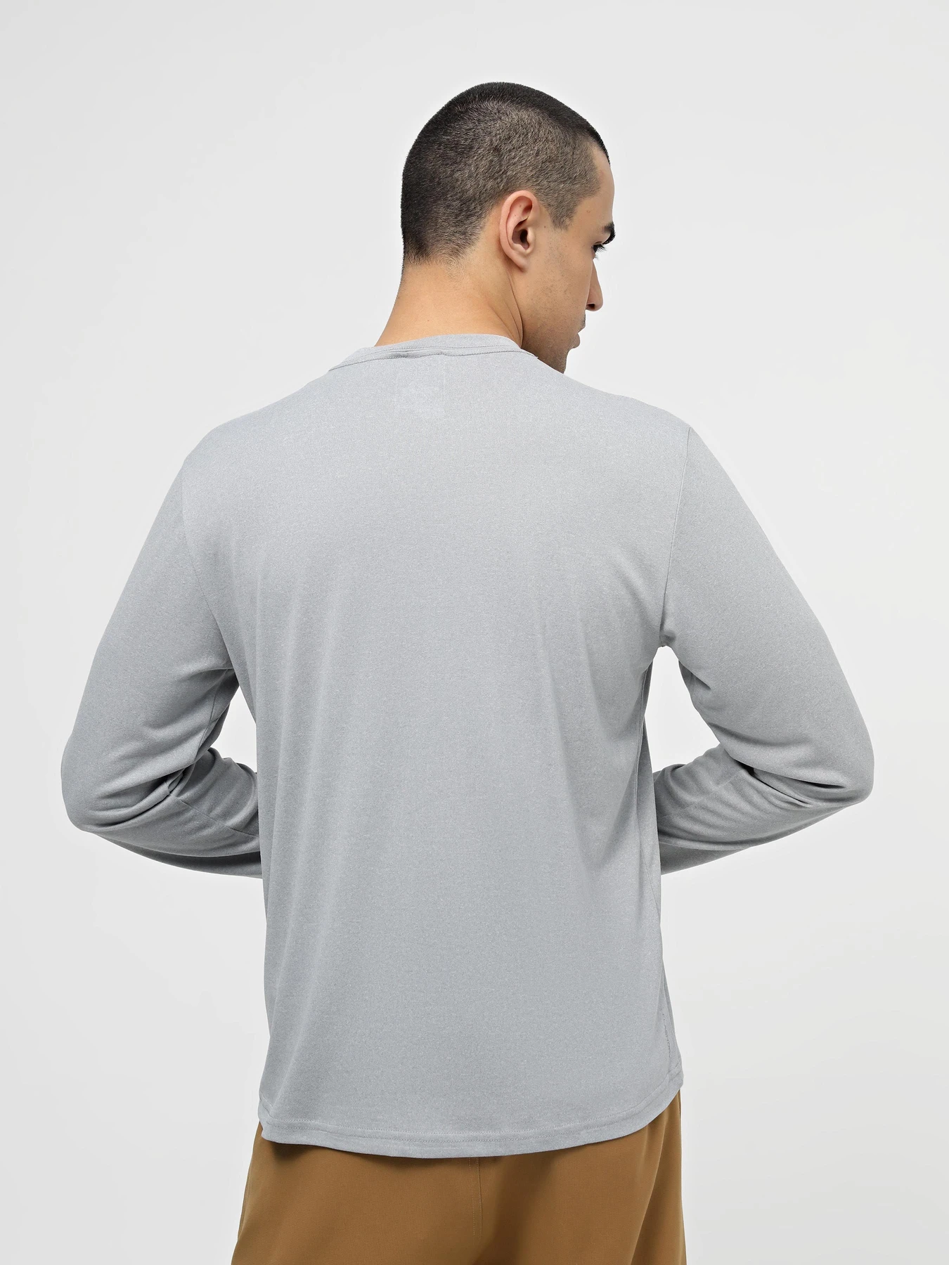 Худи и свитшоты The North Face M Reaxion Amp L/S Crew - Eu модель NF0A2UADX8A1 Фото