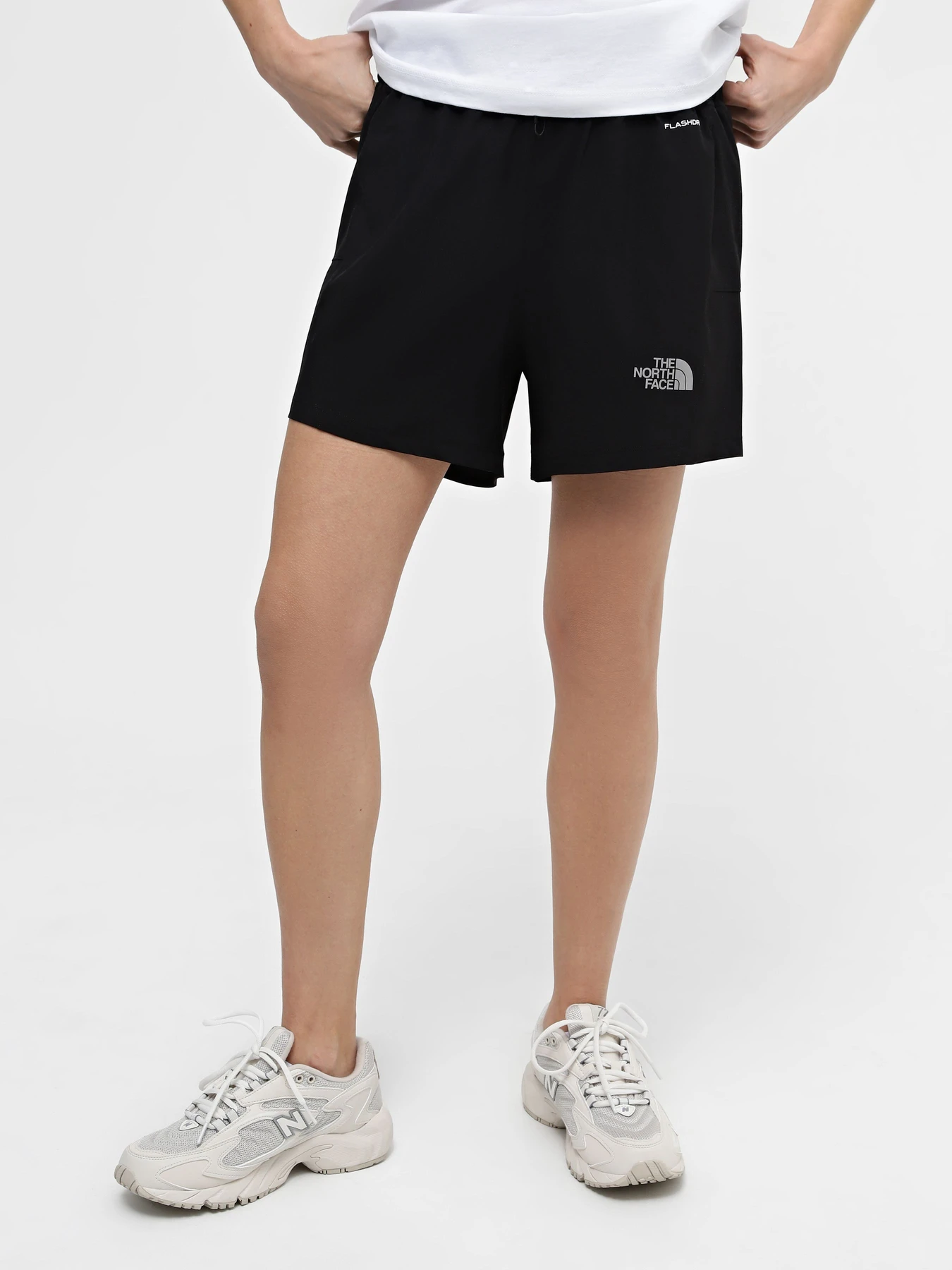 Шорты The North Face 2 In 1 Shorts модель NF0A7SXRJK31 Шорты The North Face 2 In 1 Shorts модель NF0A7SXRJK31 Фото