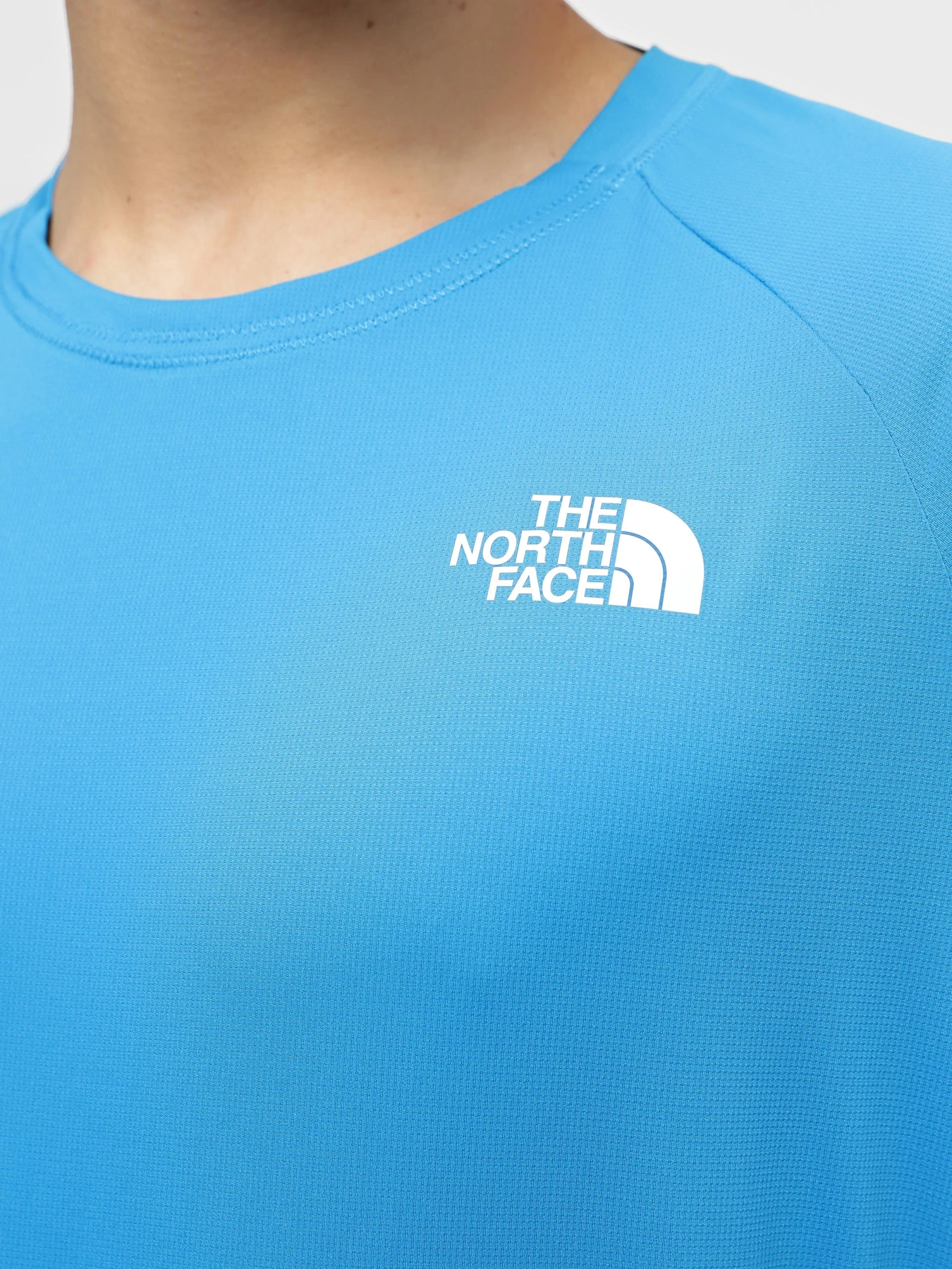 Футболки и поло The North Face Bolt Tech Tee модель NF0A825GWIJ1 Футболки и поло The North Face Bolt Tech Tee модель NF0A825GWIJ1 Фото