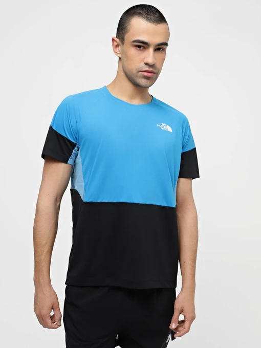 Футболки и поло The North Face Bolt Tech Tee модель NF0A825GWIJ1 Фото