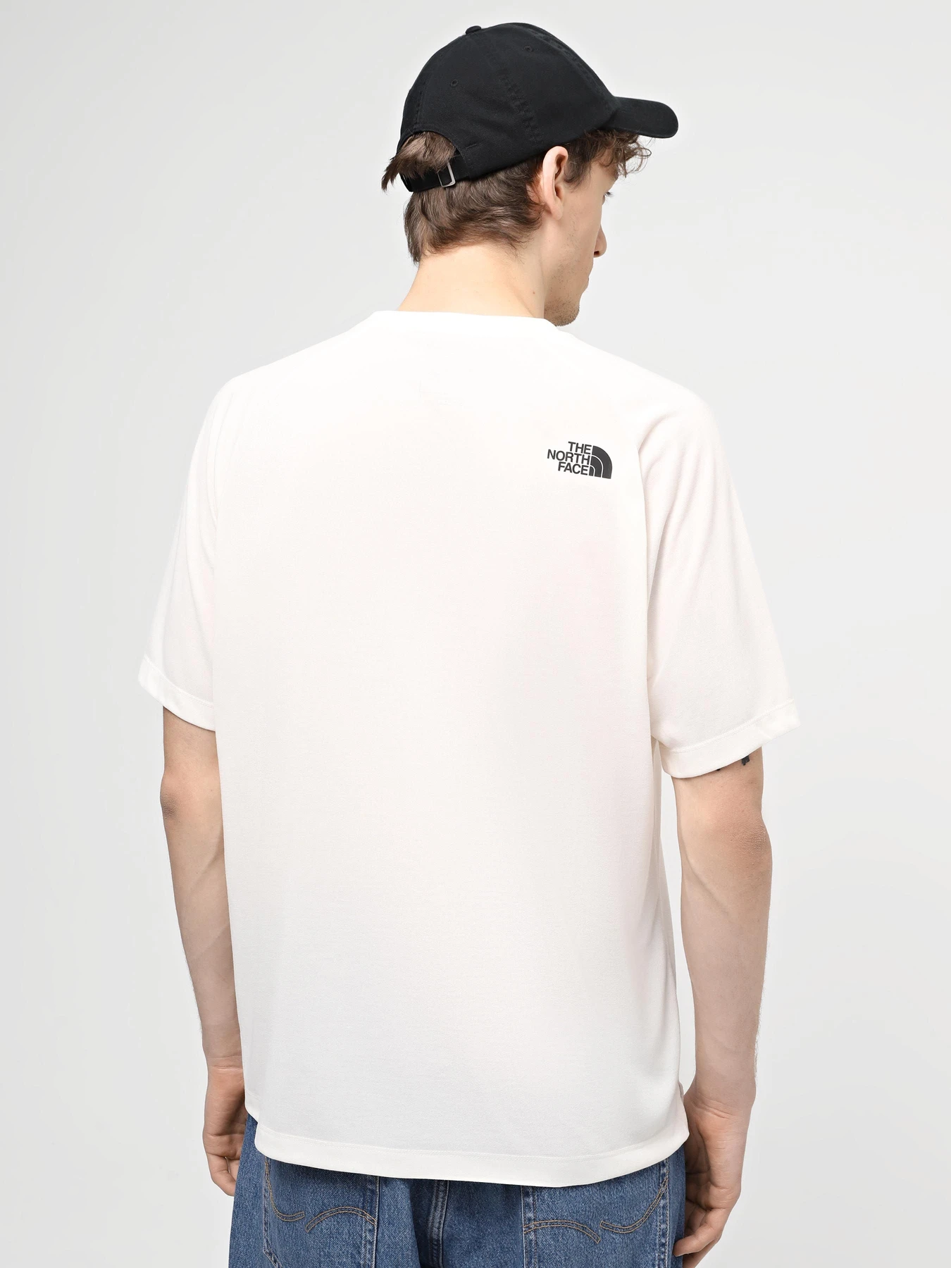 Футболки и поло The North Face M Foundation S/S Tee модель NF0A87FQQNI1 Футболки и поло The North Face M Foundation S/S Tee модель NF0A87FQQNI1 Фото