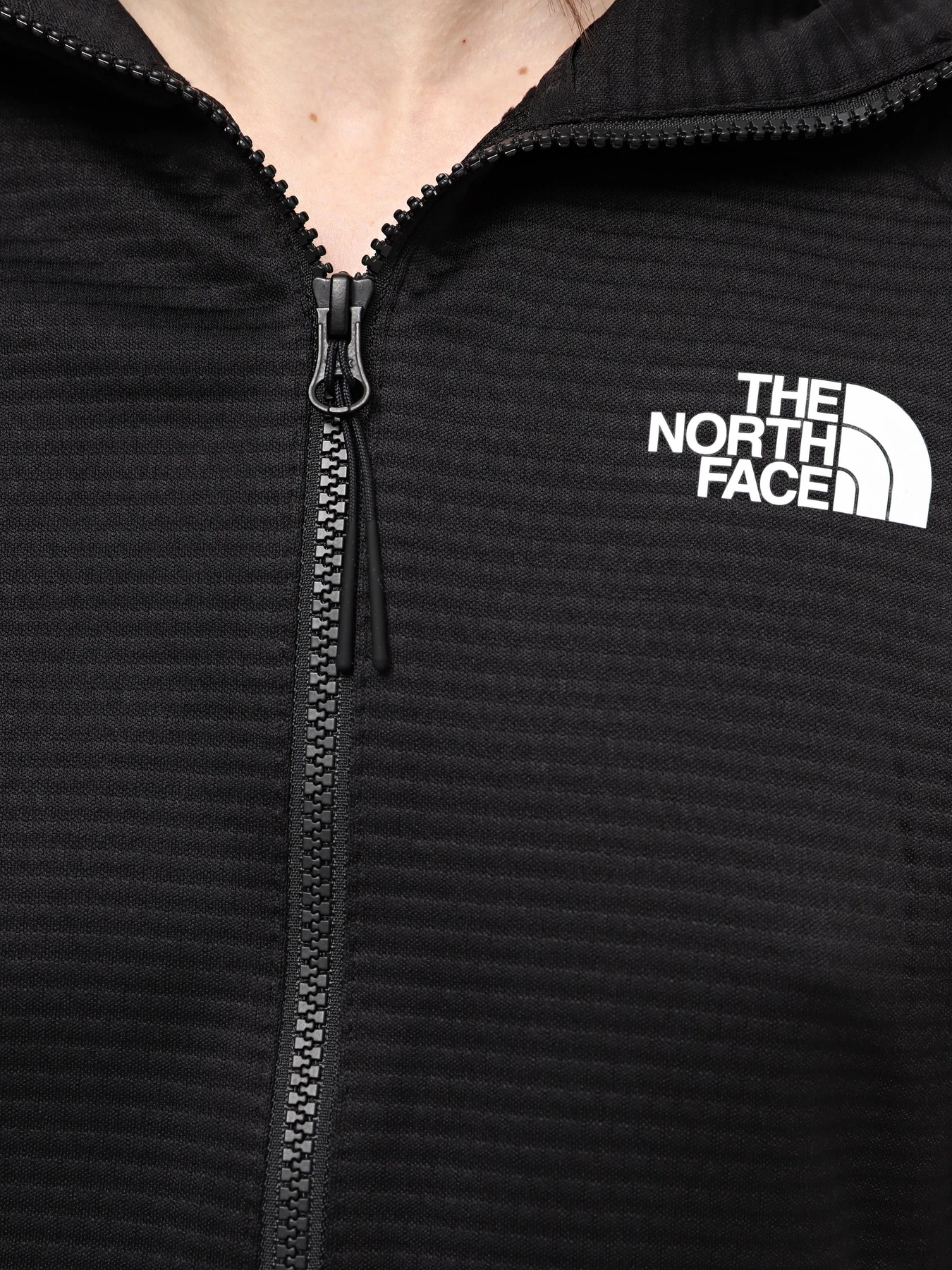 Худи и свитшоты The North Face W Ma Full Zip Fleece модель NF0A87FXJK31 Худи и свитшоты The North Face W Ma Full Zip Fleece модель NF0A87FXJK31 Фото