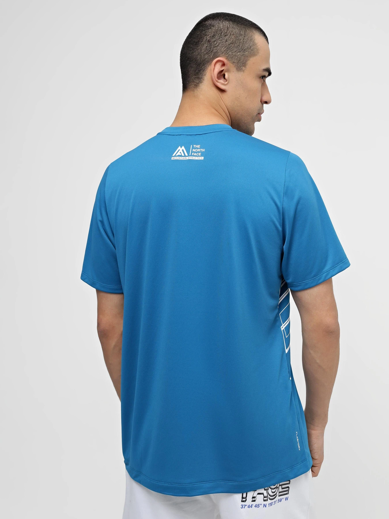 Футболки і поло The North Face M Ma S/S Tee Graphic модель NF0A87JKXIJ1 Футболки і поло The North Face M Ma S/S Tee Graphic модель NF0A87JKXIJ1 Фото