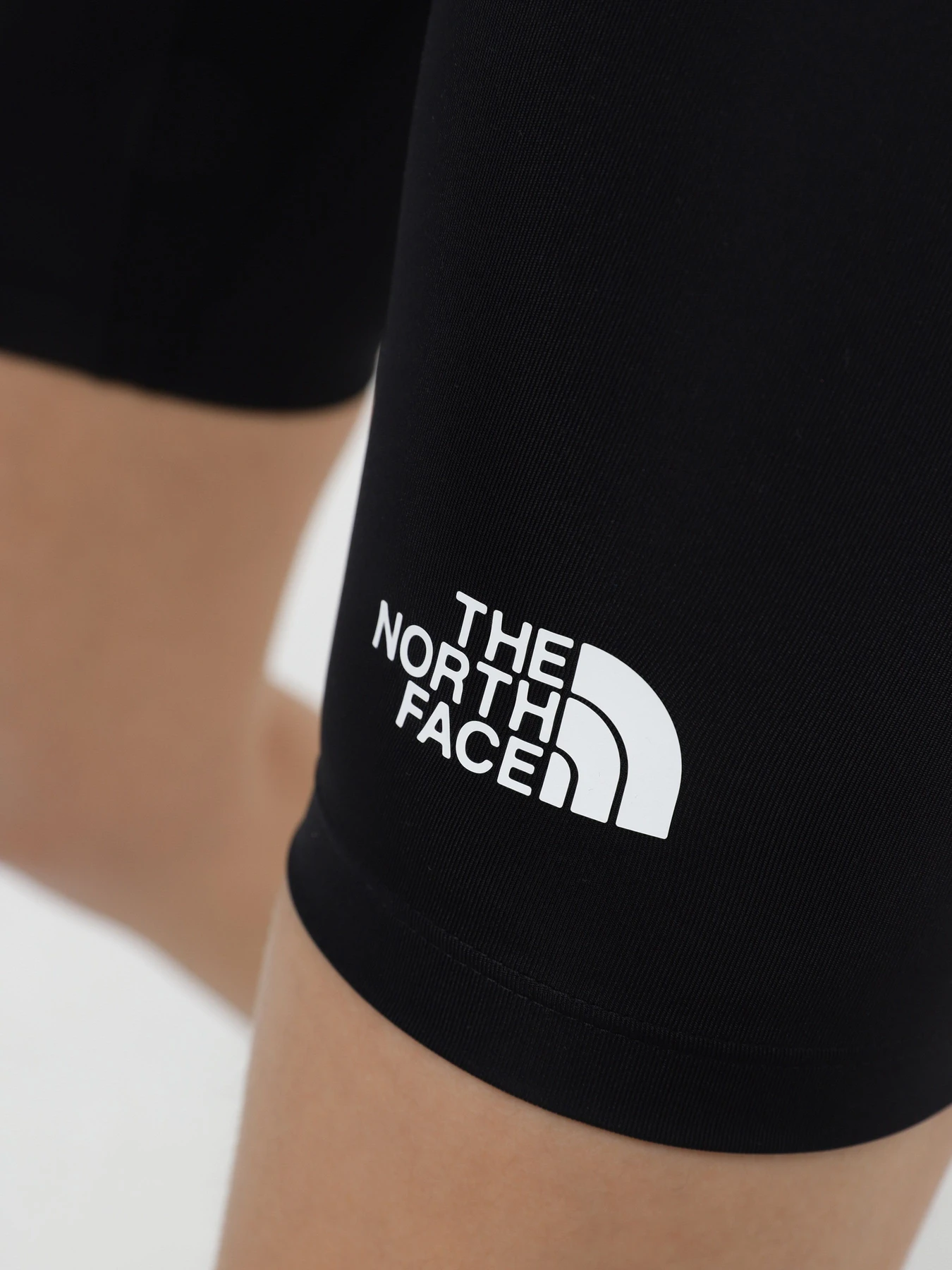 Шорты The North Face W Flex Short Tight модель NF0A87JUJK31 Шорты The North Face W Flex Short Tight модель NF0A87JUJK31 Фото