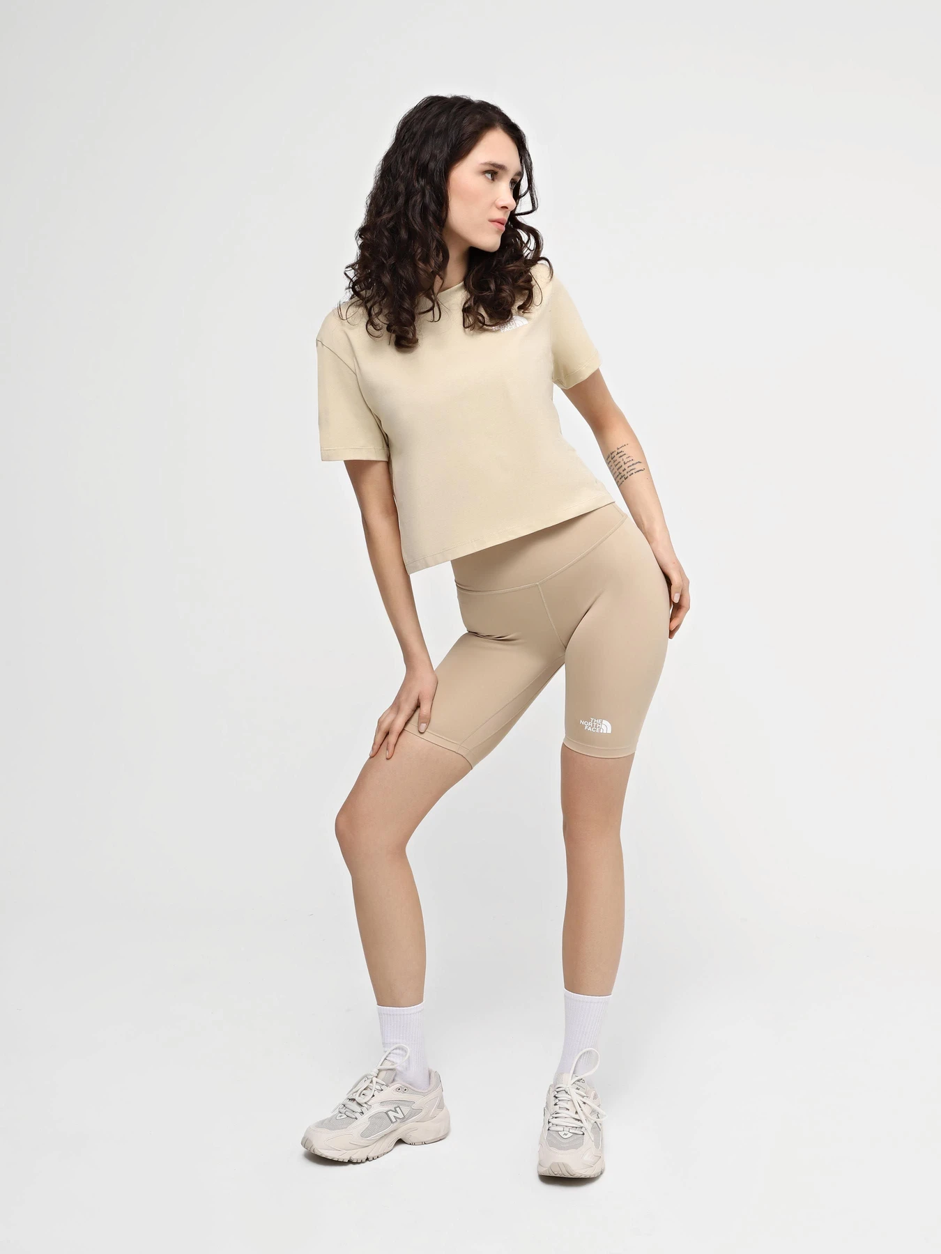 Шорты The North Face W Flex 8In Tight модель NF0A87JUPIT1 Шорты The North Face W Flex 8In Tight модель NF0A87JUPIT1 Фото