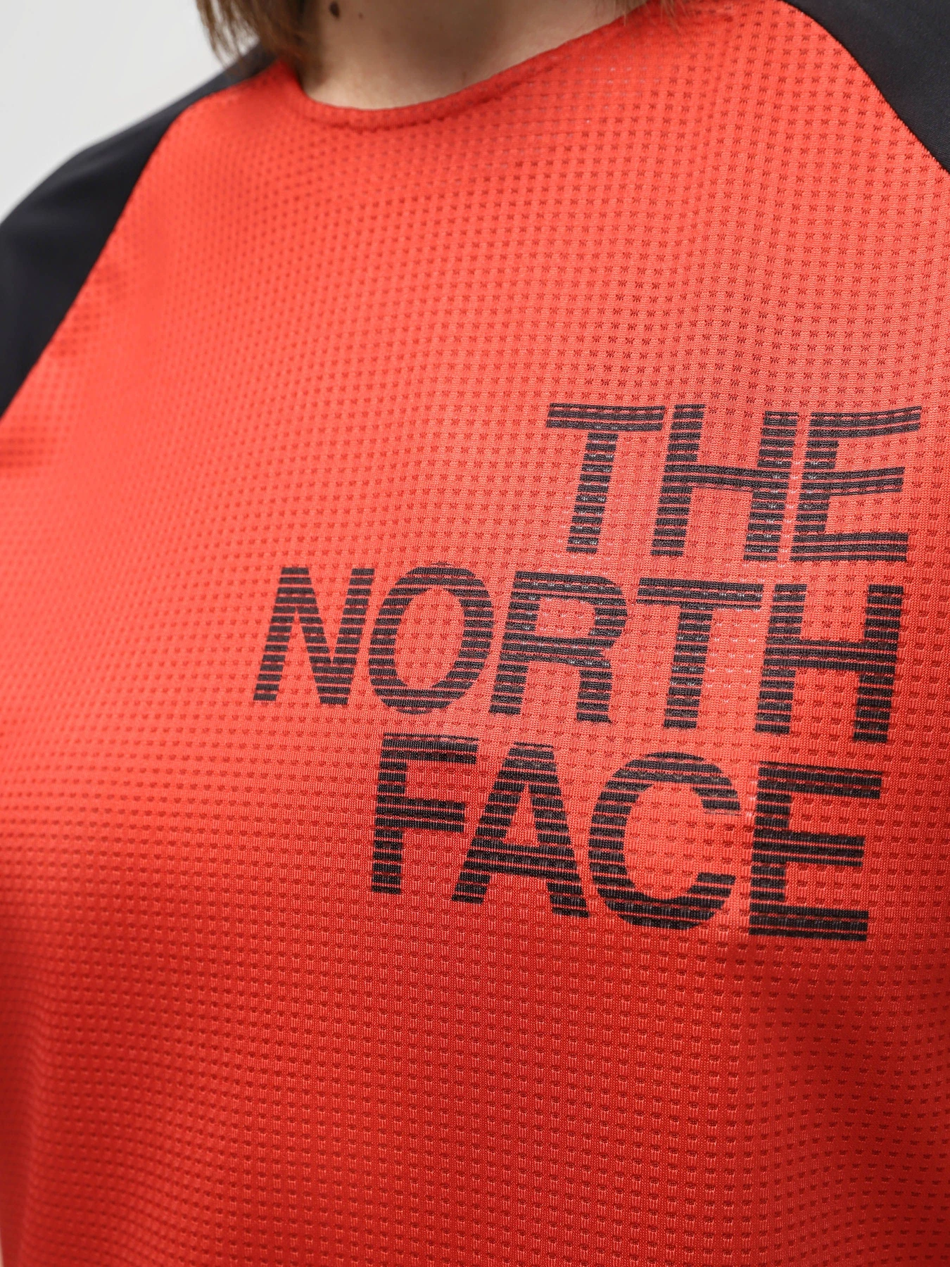 Футболки и поло The North Face W Trailjammer S/S Tee модель NF0A87TZWIM1 Футболки и поло The North Face W Trailjammer S/S Tee модель NF0A87TZWIM1 Фото