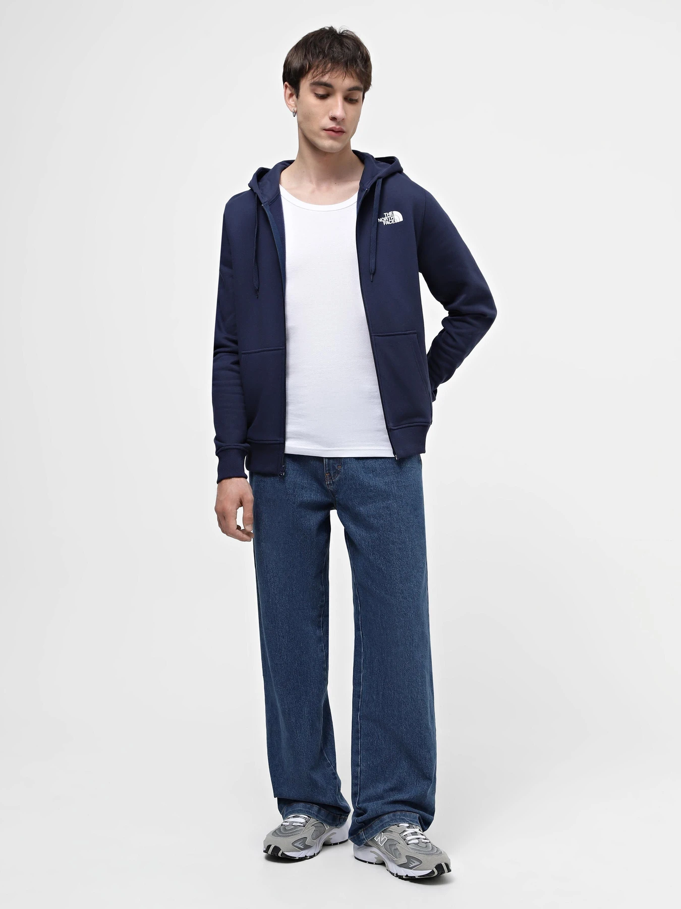Худи и свитшоты The North Face Graphic Collection Full-Zip Fleece модель NF0A7R4P8K21 Фото