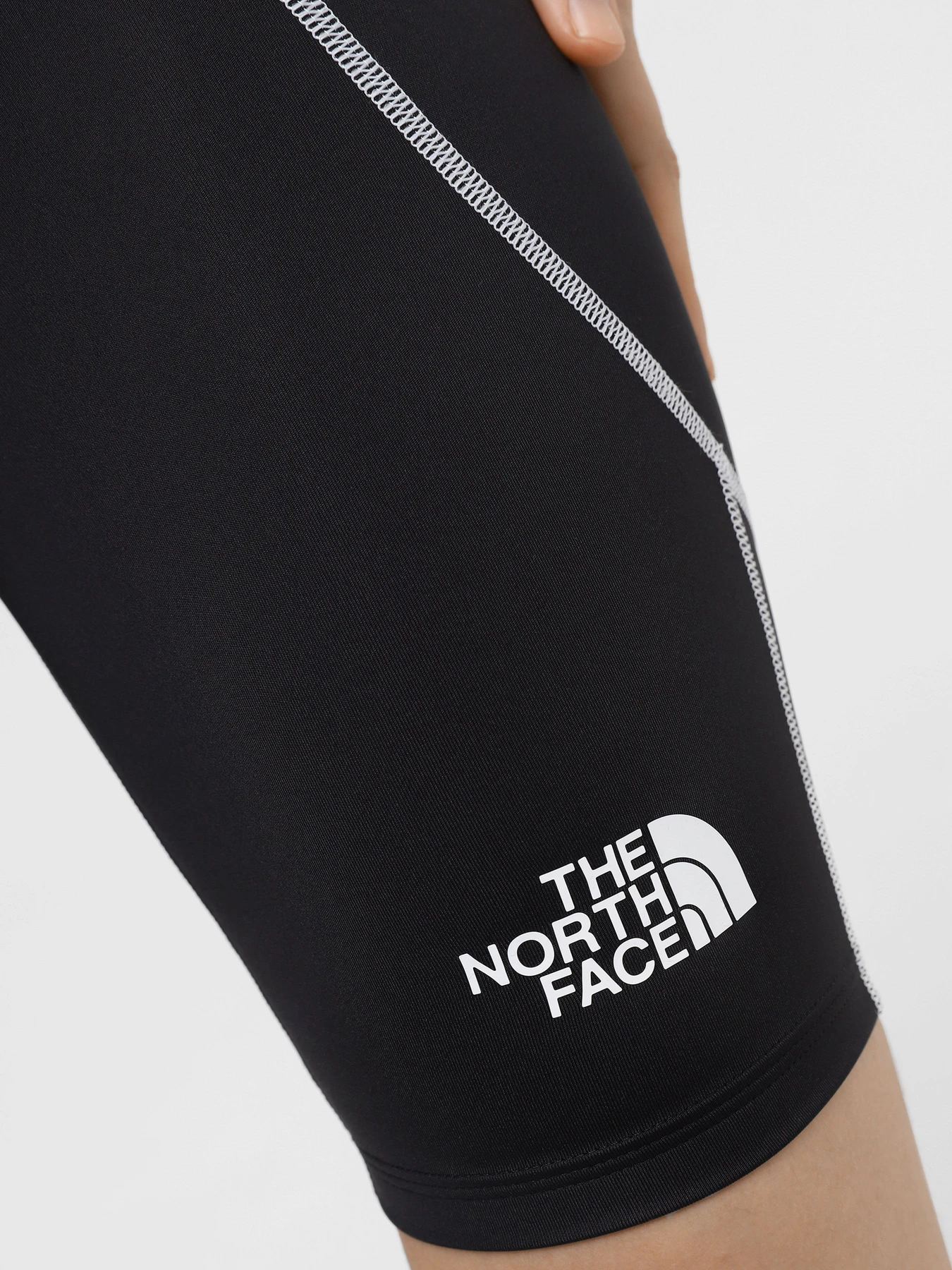 Шорты The North Face W Hakuun Tight Short модель NF0A8845JK31 Шорты The North Face W Hakuun Tight Short модель NF0A8845JK31 Фото