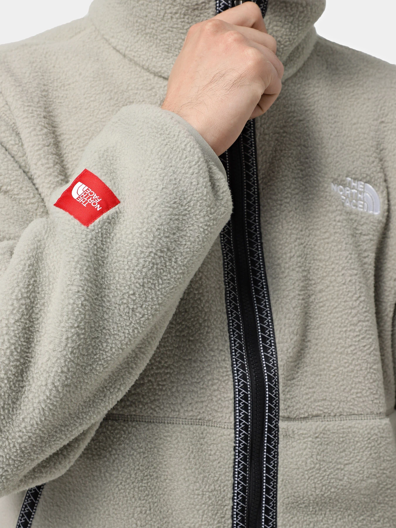 Худи и свитшоты The North Face Fleeski модель NF0A88XQ1I41 Худи и свитшоты The North Face Fleeski модель NF0A88XQ1I41 Фото
