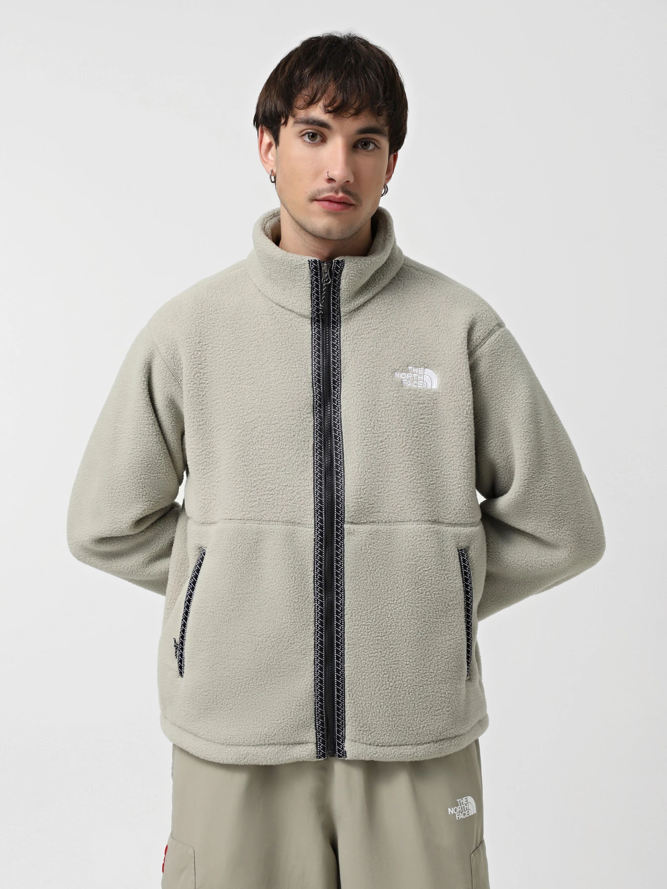 Худи и свитшоты The North Face Fleeski модель NF0A88XQ1I41 Худи и свитшоты The North Face Fleeski модель NF0A88XQ1I41 Фото