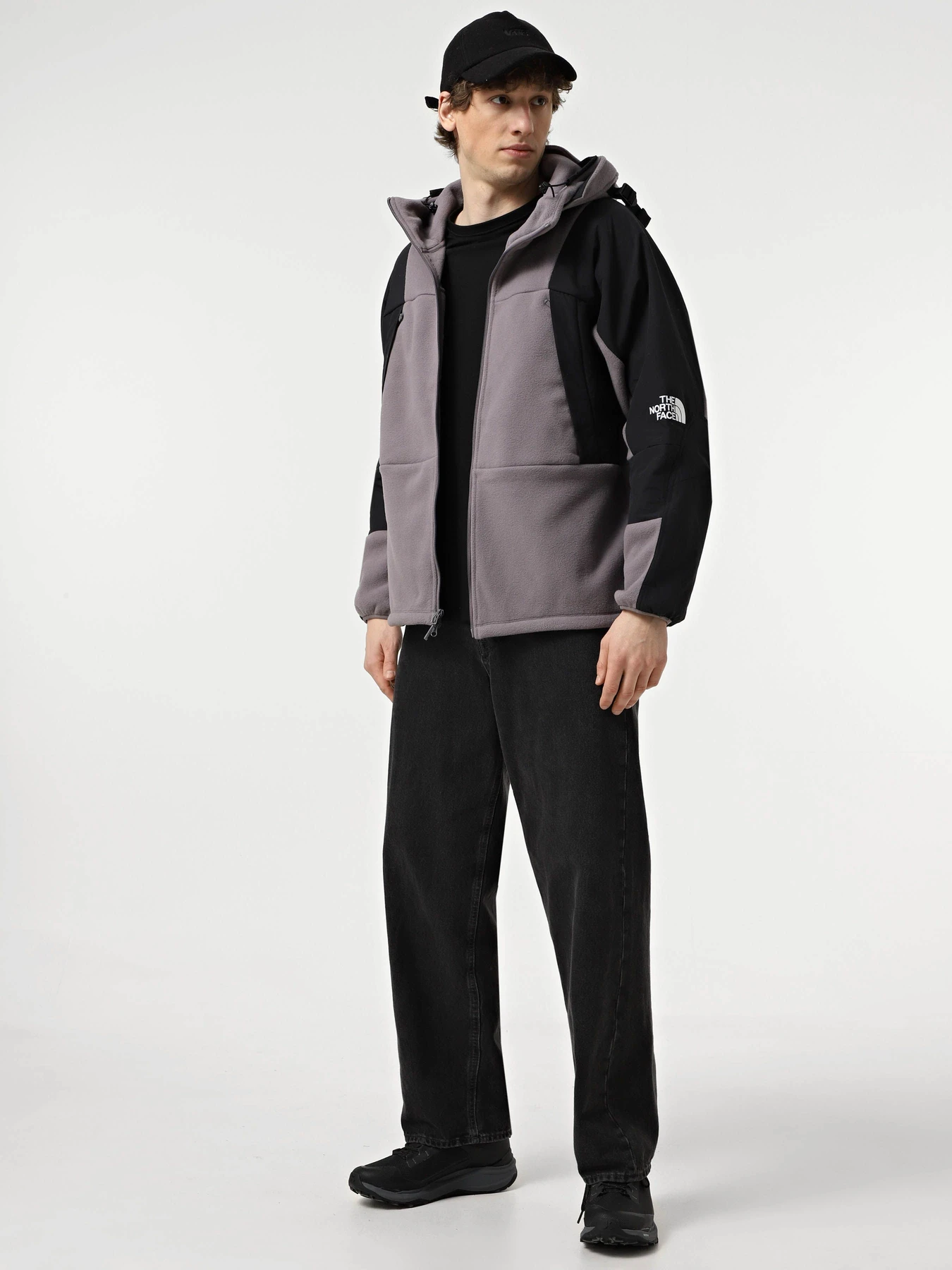 Худи и свитшоты The North Face Light Fleece модель NF0A8A840IL1 Фото