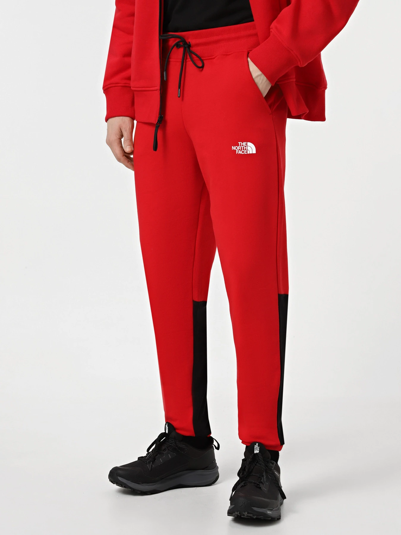 Брюки The North Face Icons модель NF0A87DQKZ31 Брюки The North Face Icons модель NF0A87DQKZ31 Фото